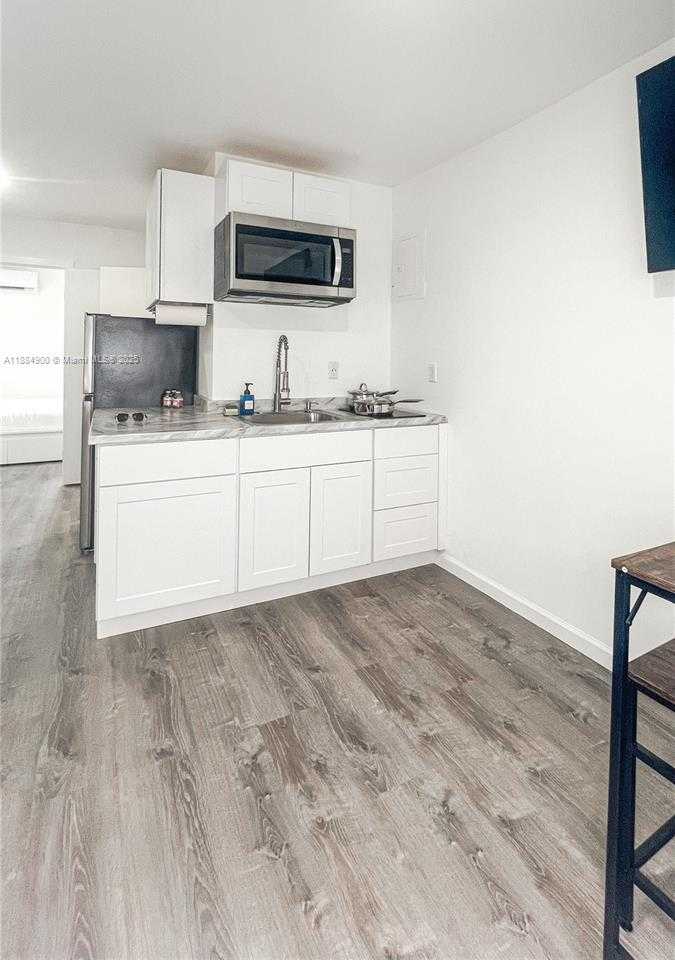 Small Image of 4139 NORTH WEST 23RD AVE, Miami Number 4