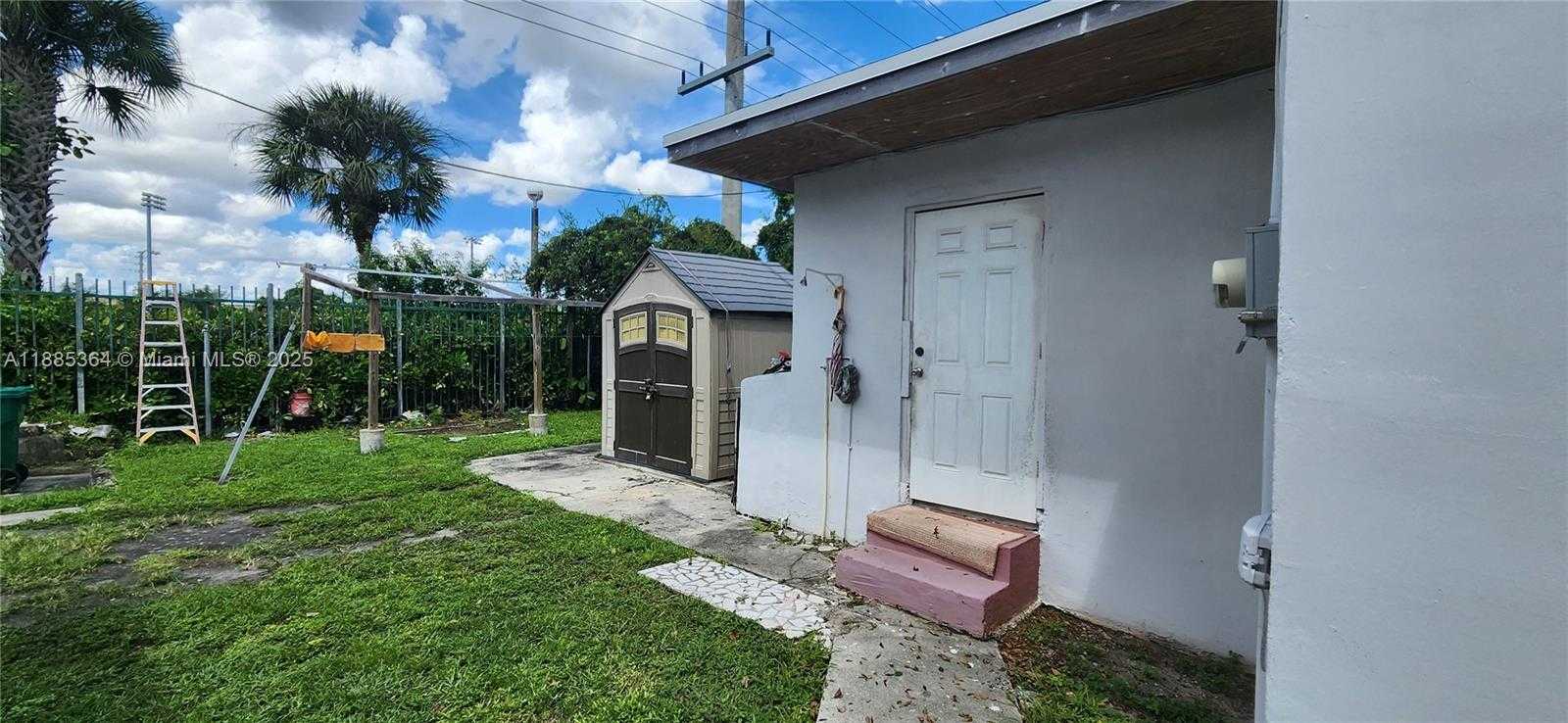 Small Image of 405 NORTH WEST 64TH ST, Miami Number 10