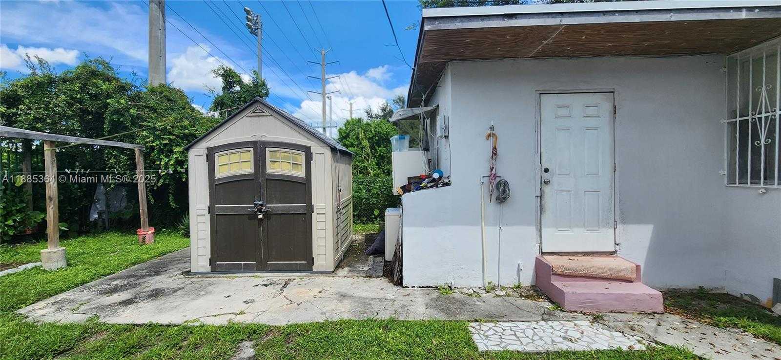 Small Image of 405 NORTH WEST 64TH ST, Miami Number 13
