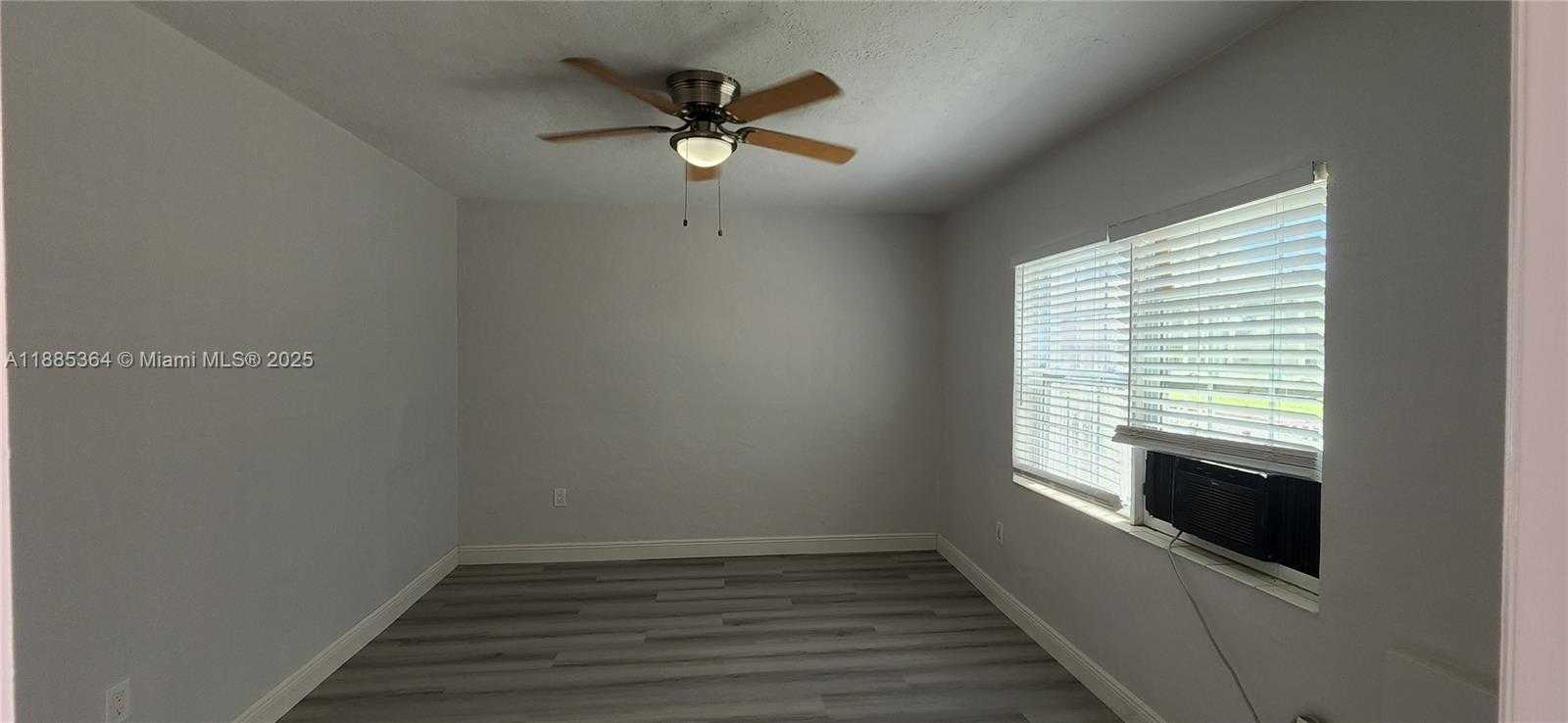 Small Image of 405 NORTH WEST 64TH ST, Miami Number 24
