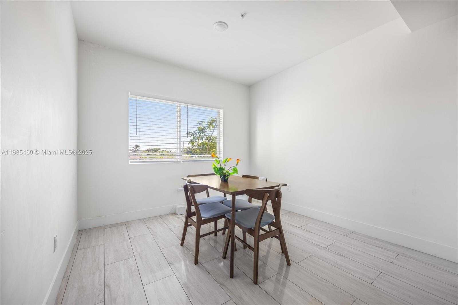 Small Image of Hallandale Beach Number 11