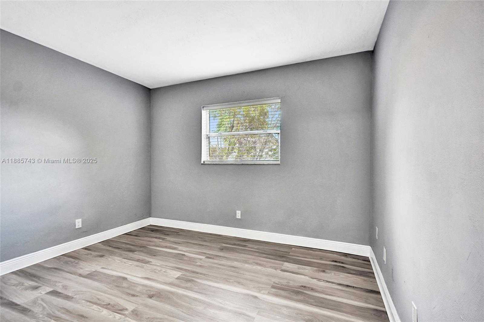 Small Image of 13980 NORTH EAST 2ND CT #4, Miami Number 10