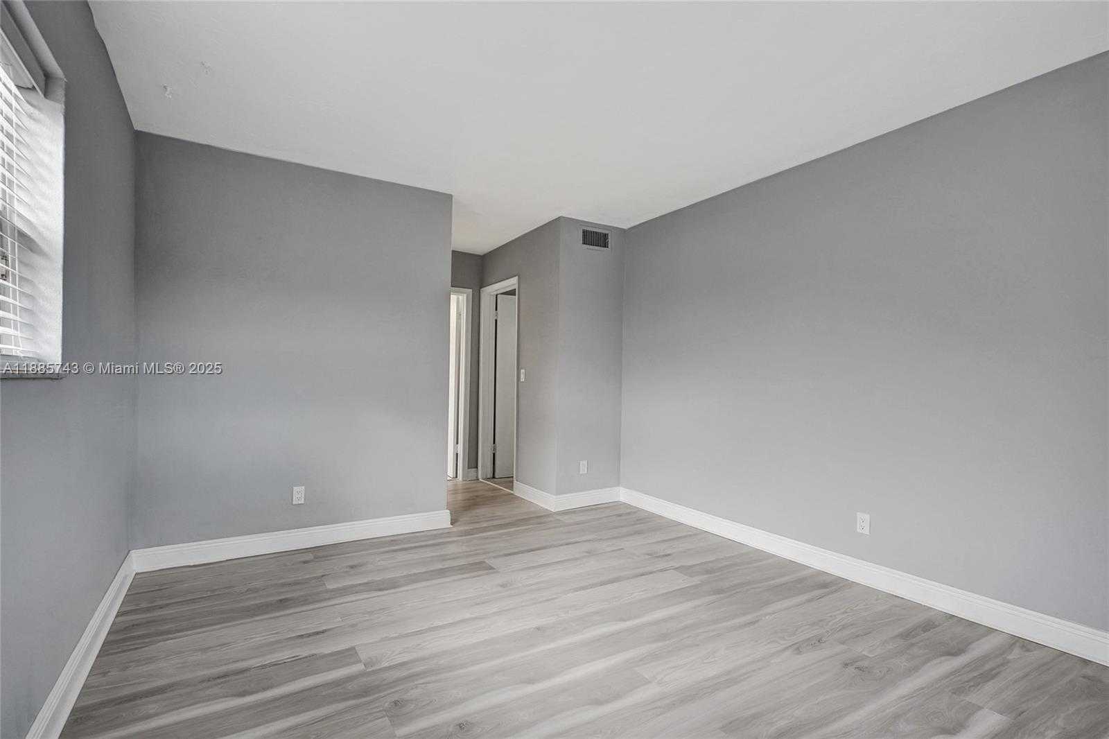 Small Image of 13980 NORTH EAST 2ND CT #4, Miami Number 16
