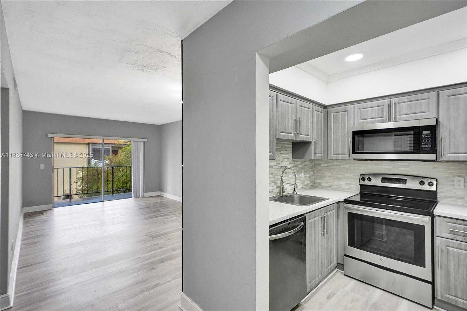 Small Image of 13980 NORTH EAST 2ND CT #4, Miami Number 19