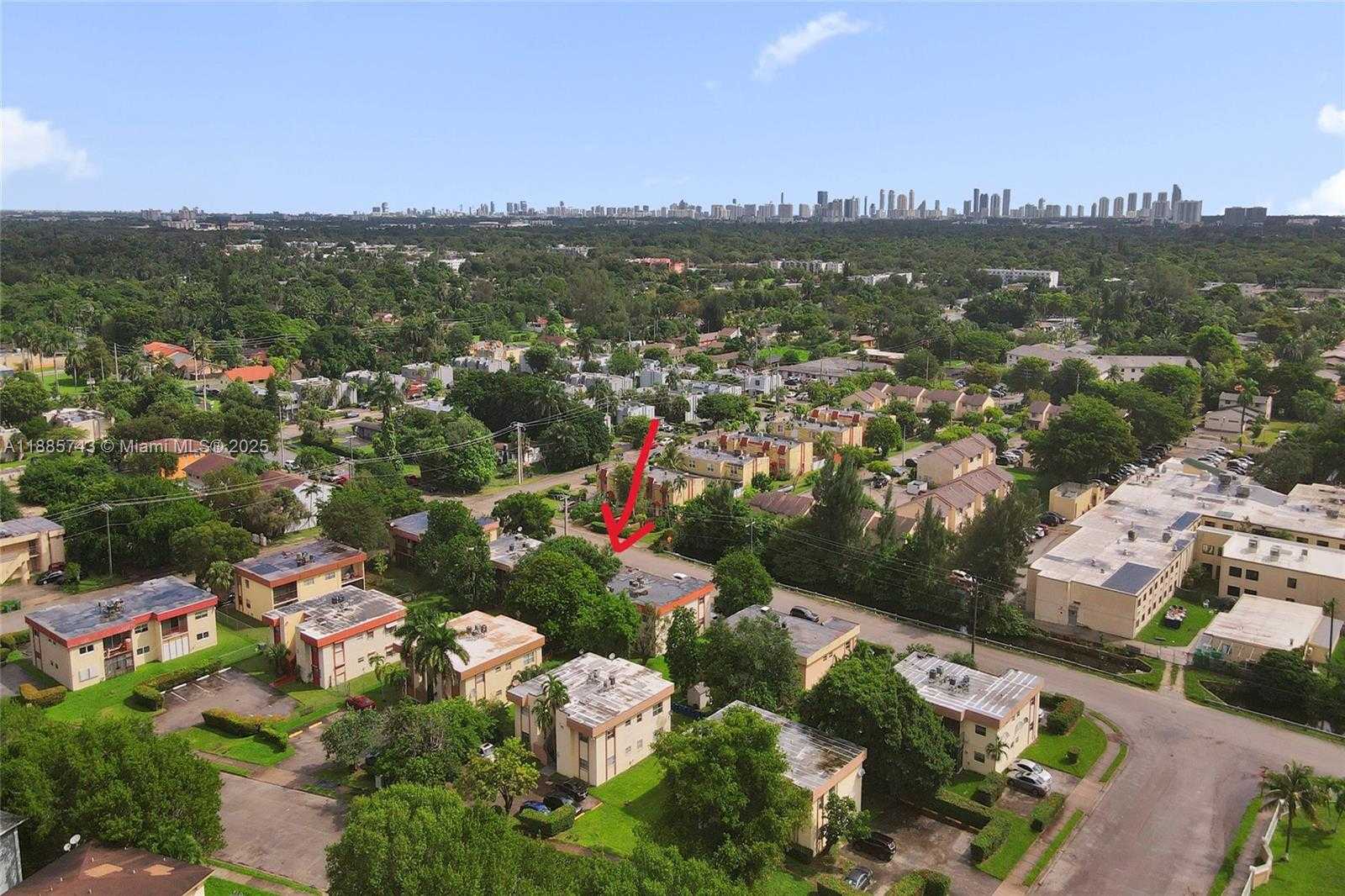 Small Image of 13980 NORTH EAST 2ND CT #4, Miami Number 5