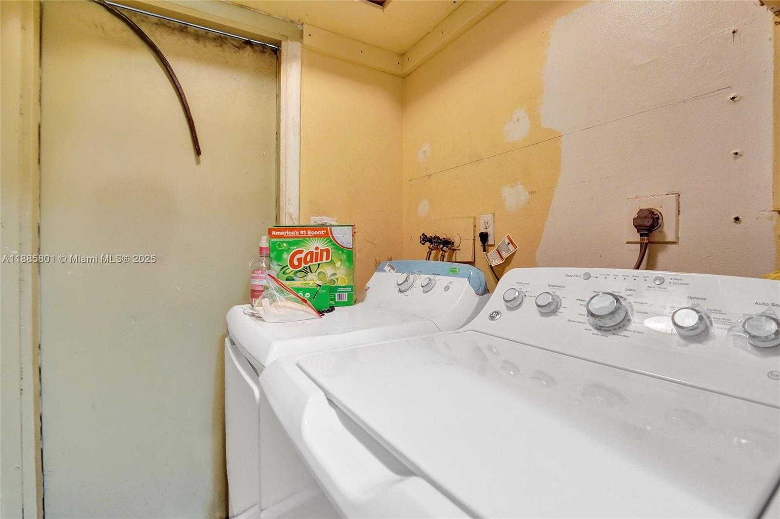 Small Image of 901 NORTH EAST 39TH ST #2, Oakland Park Number 22
