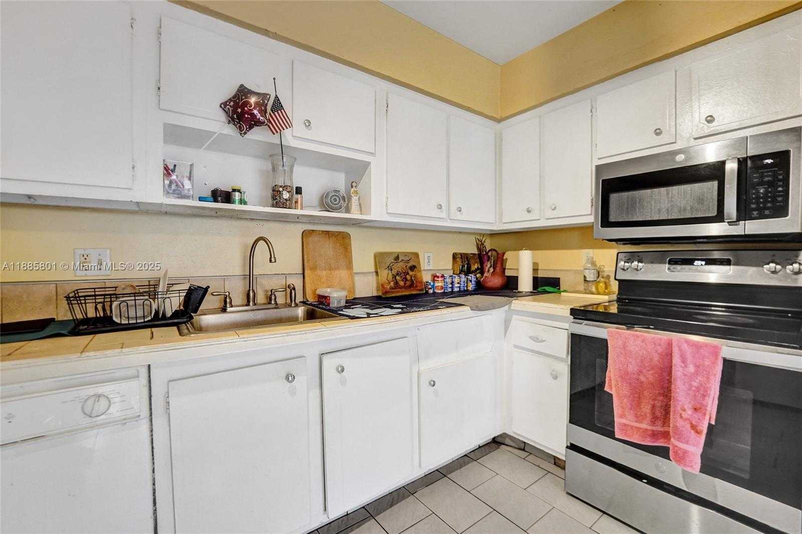 Small Image of 901 NORTH EAST 39TH ST #2, Oakland Park Number 42