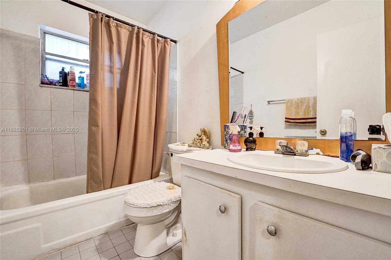 Small Image of 901 NORTH EAST 39TH ST #2, Oakland Park Number 50