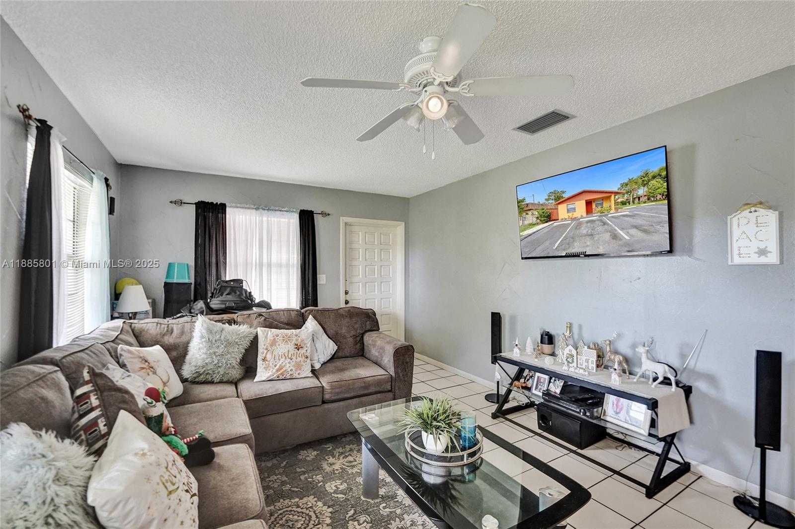 Small Image of 901 NORTH EAST 39TH ST #2, Oakland Park Number 6