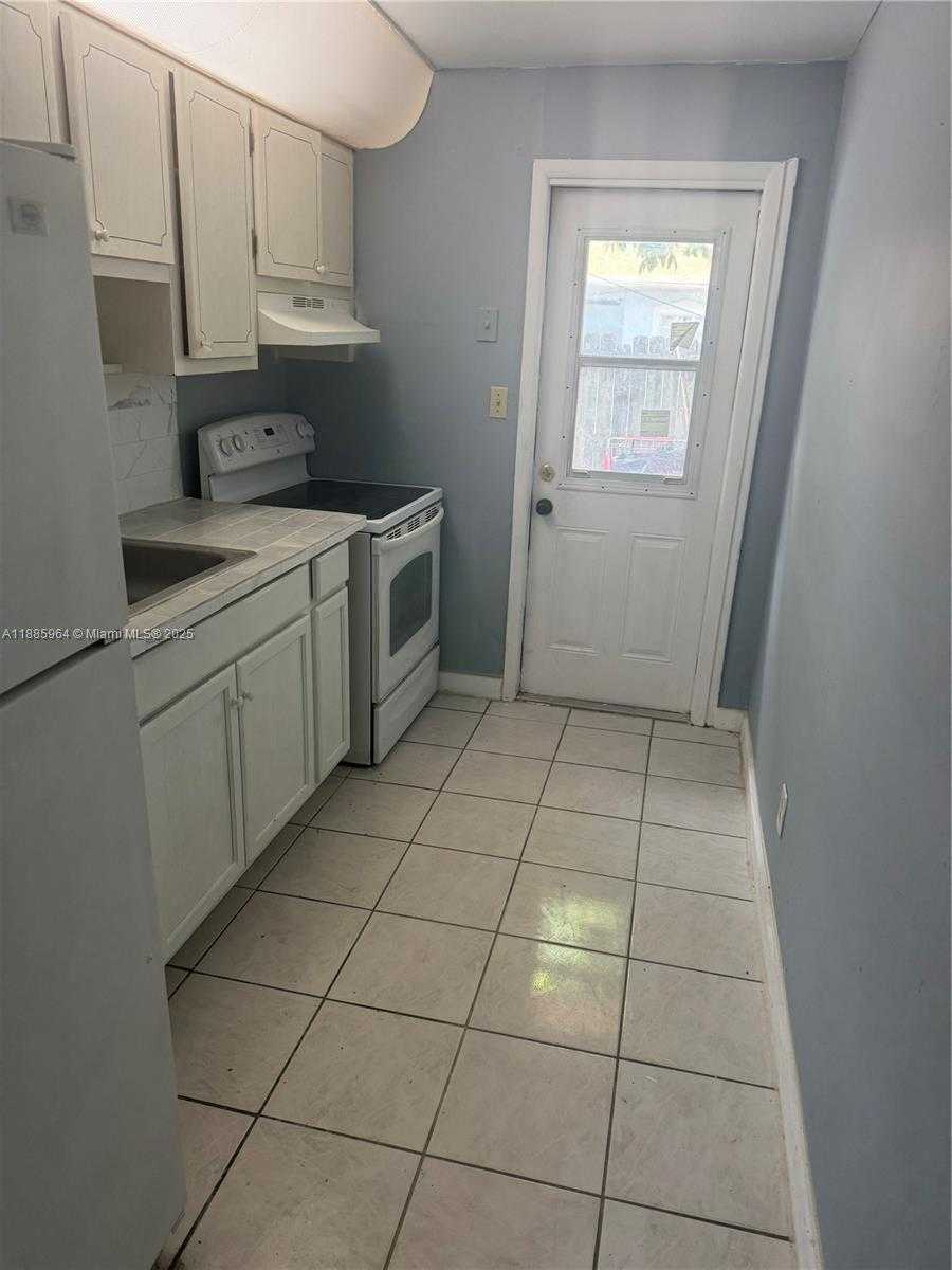 Small Image of 5640 NORTH WEST 15TH ST, Lauderhill Number 4