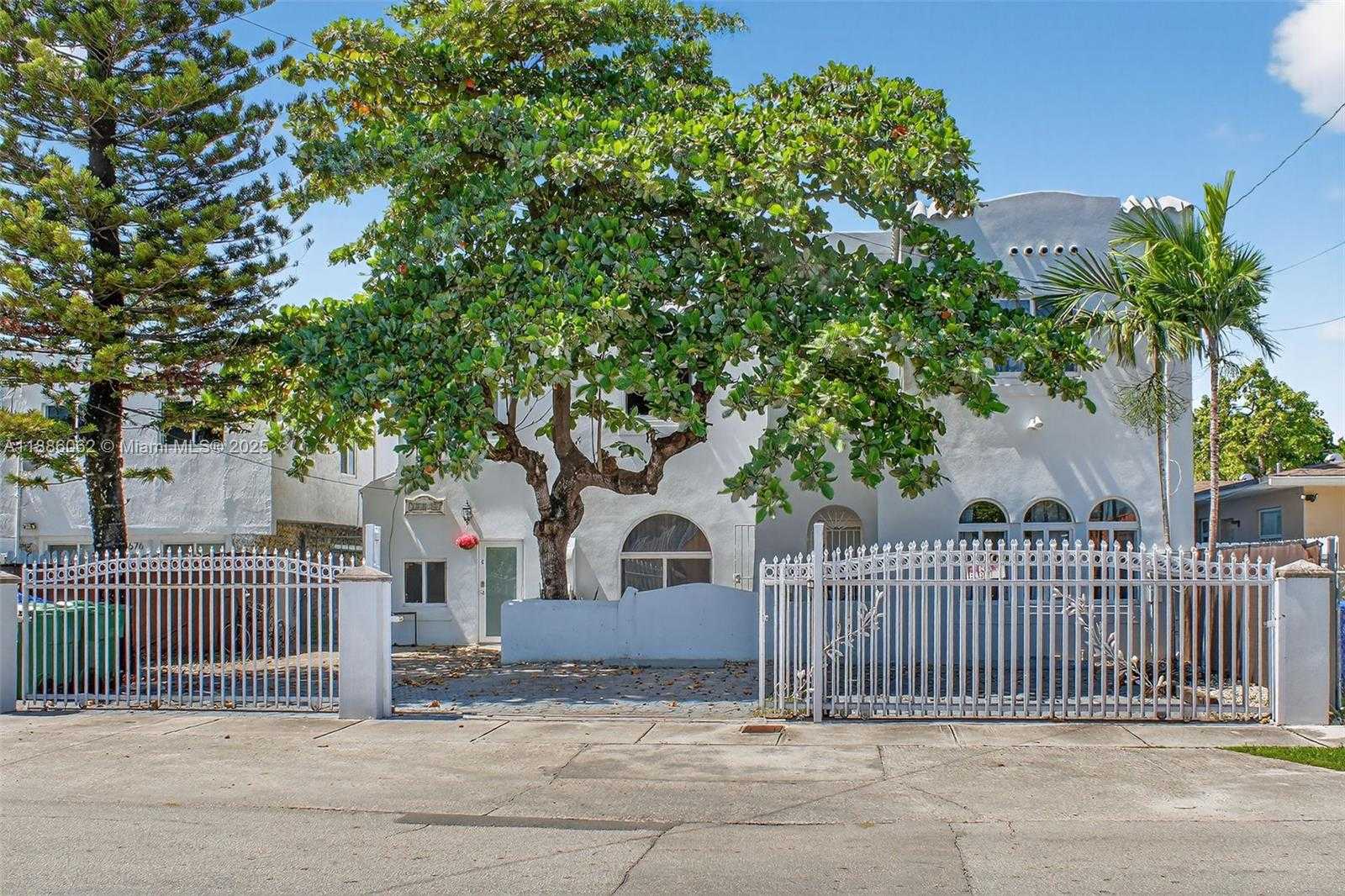 Small Image of 1680 NORTH WEST 22ND CT #3, Miami Number 2