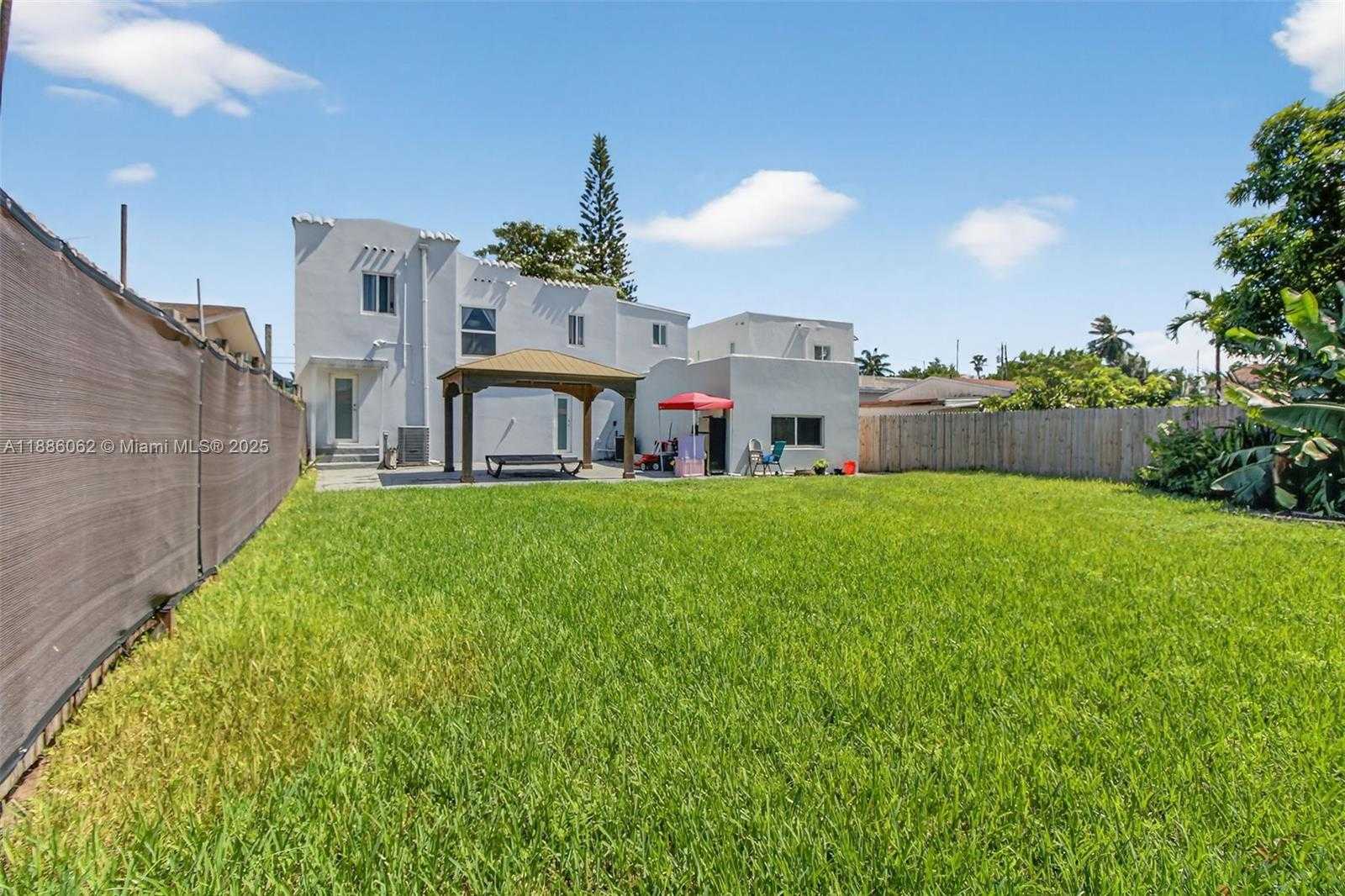 Small Image of 1680 NORTH WEST 22ND CT #3, Miami Number 20