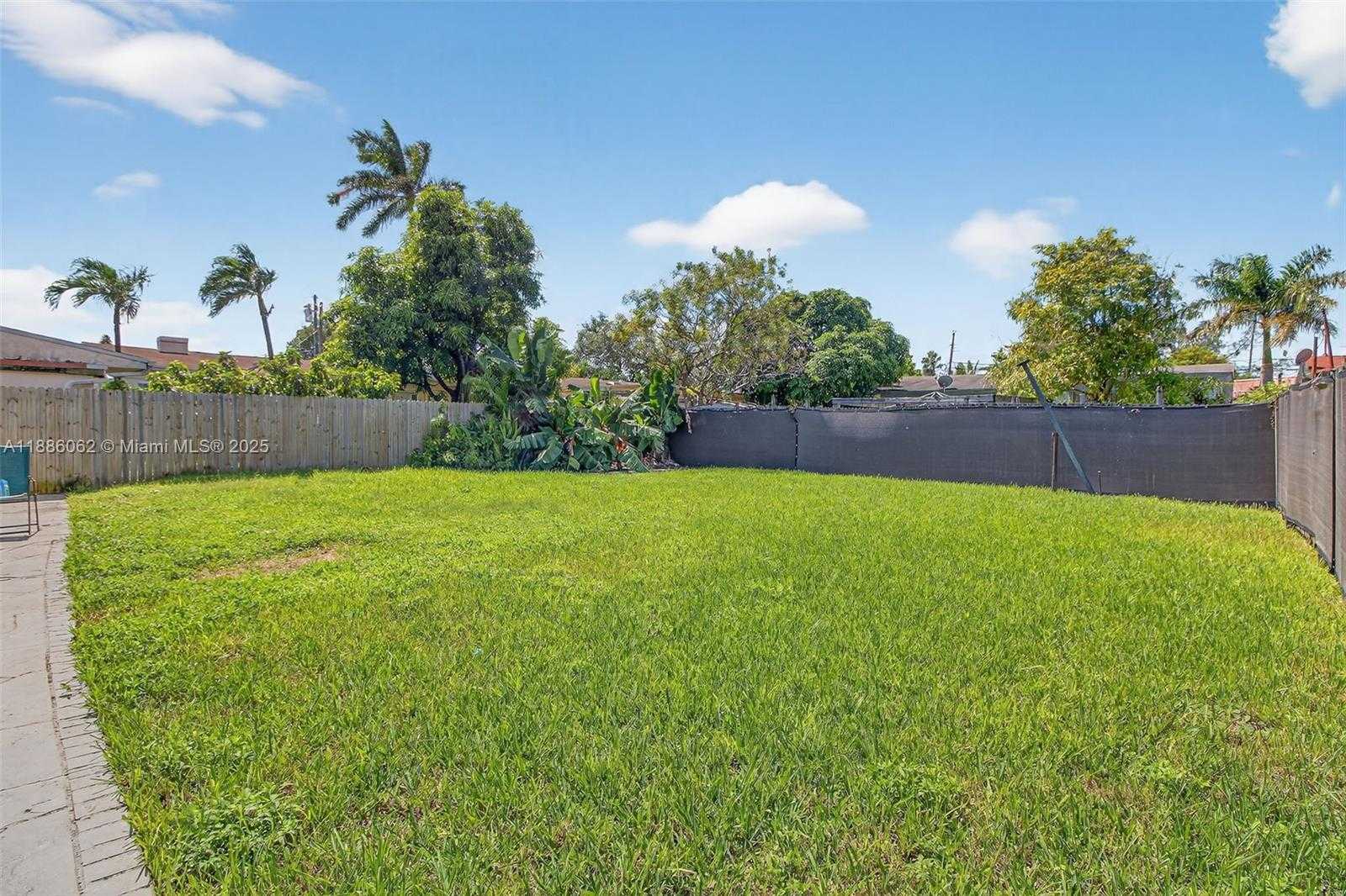 Small Image of 1680 NORTH WEST 22ND CT #3, Miami Number 22