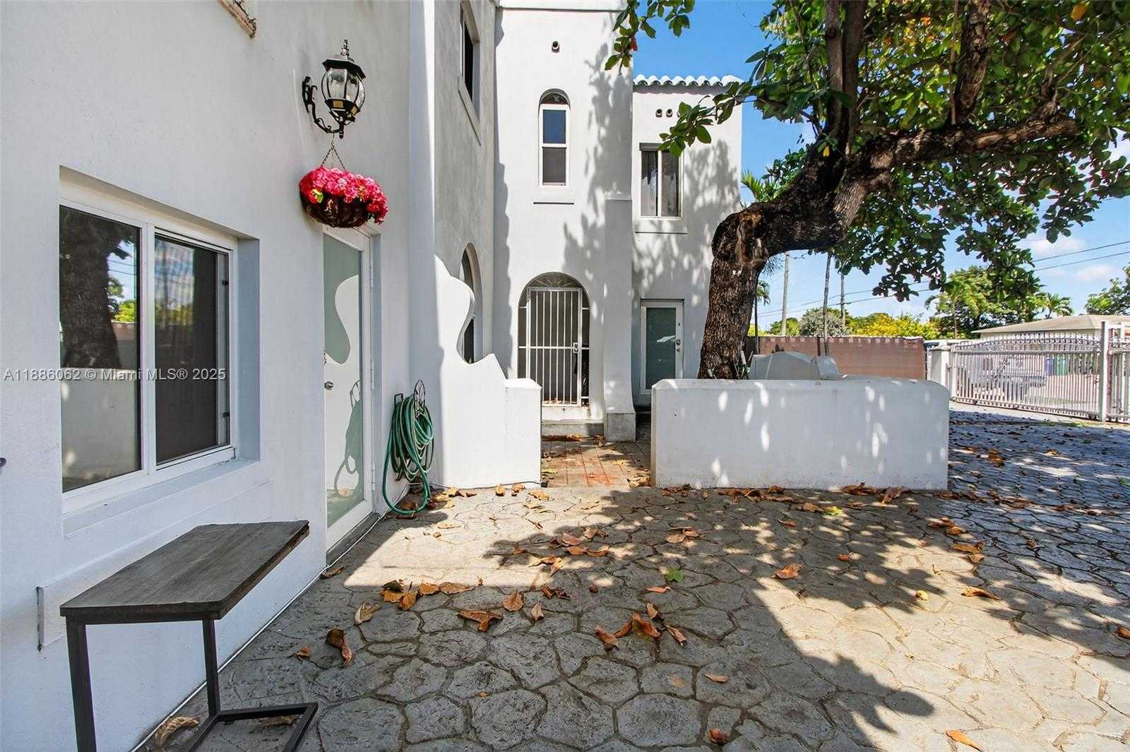 Small Image of 1680 NORTH WEST 22ND CT #3, Miami Number 25