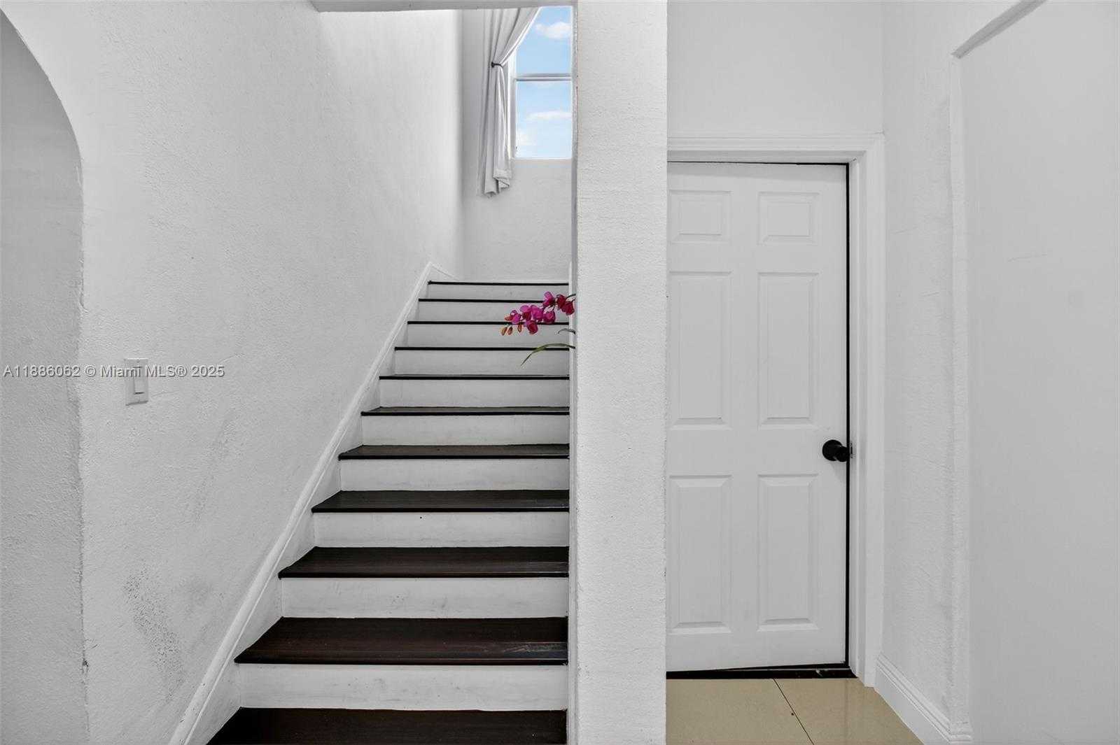 Small Image of 1680 NORTH WEST 22ND CT #3, Miami Number 27