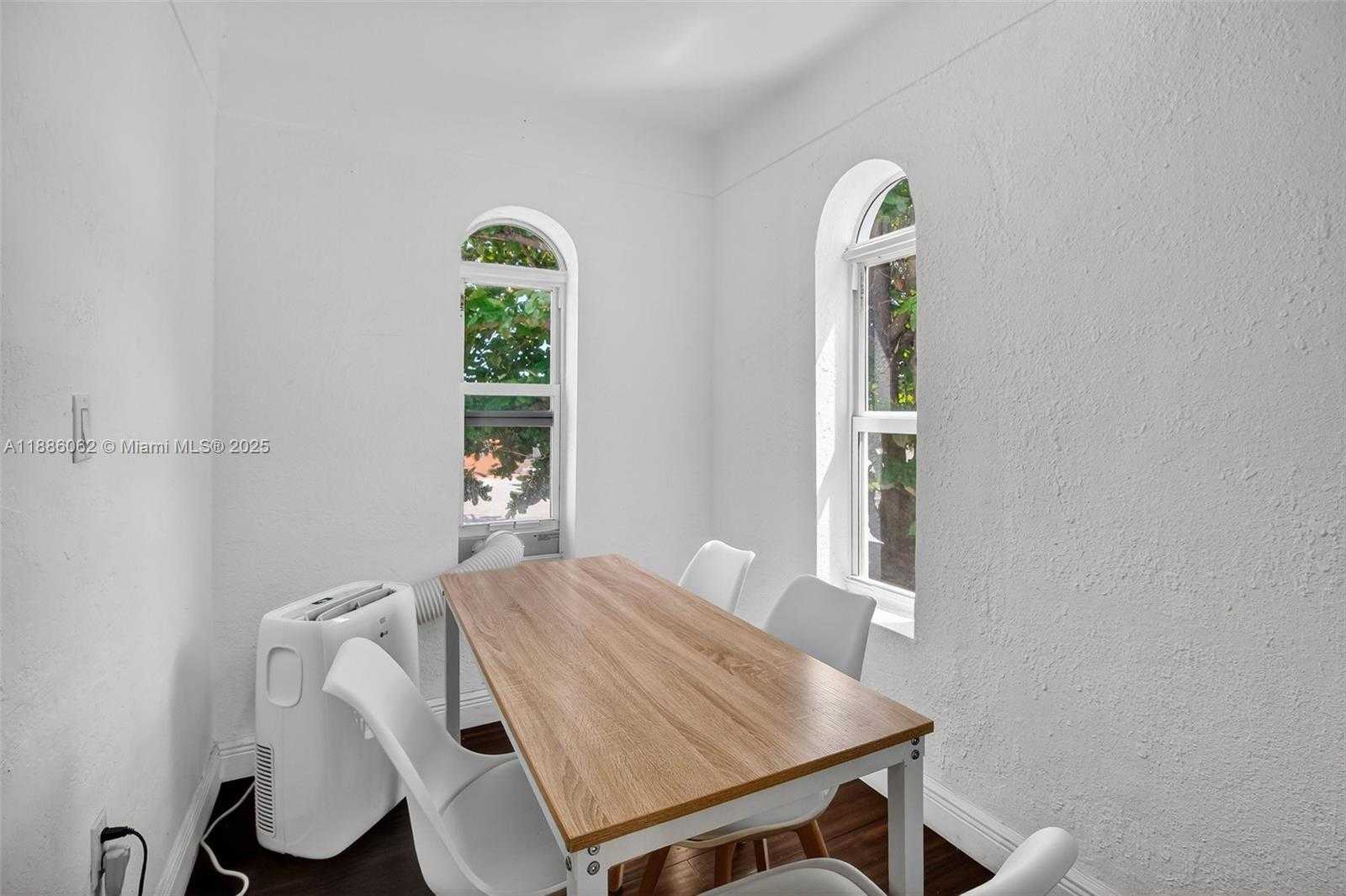 Small Image of 1680 NORTH WEST 22ND CT #3, Miami Number 33