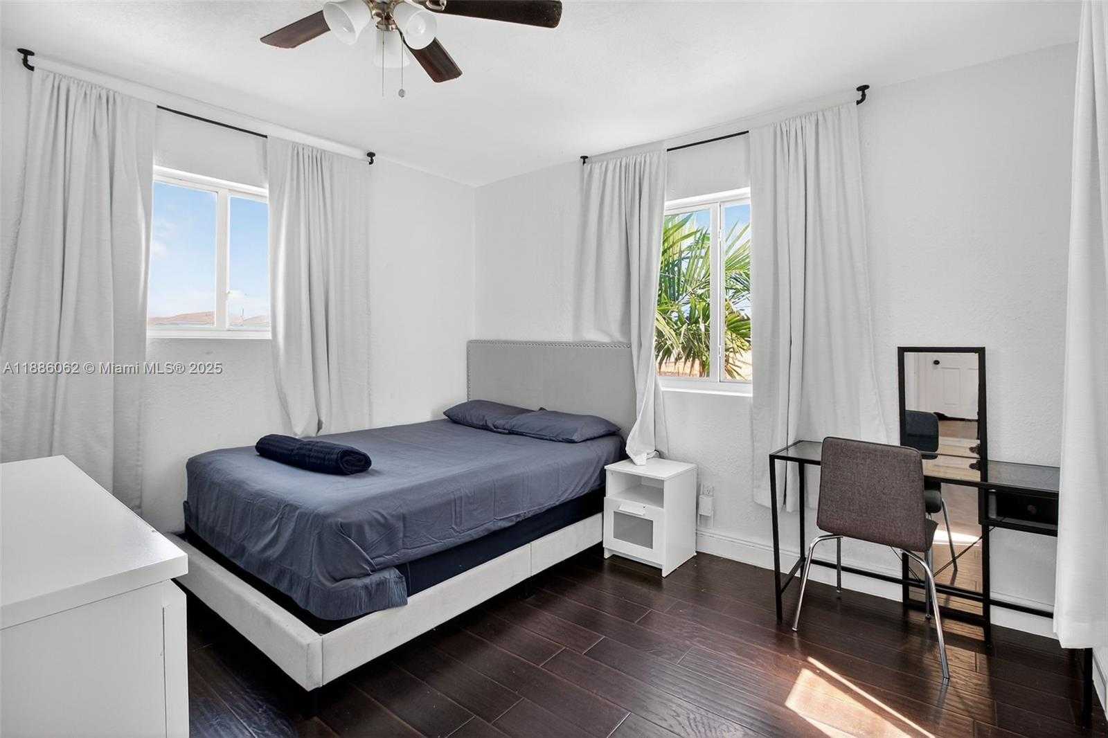 Small Image of 1680 NORTH WEST 22ND CT #3, Miami Number 34