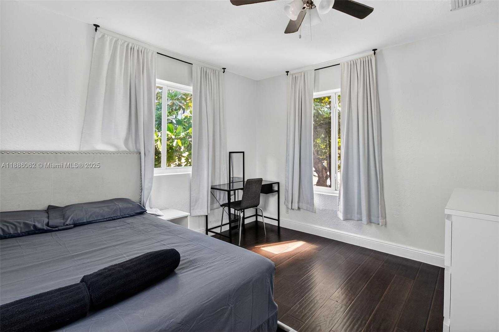 Small Image of 1680 NORTH WEST 22ND CT #3, Miami Number 35