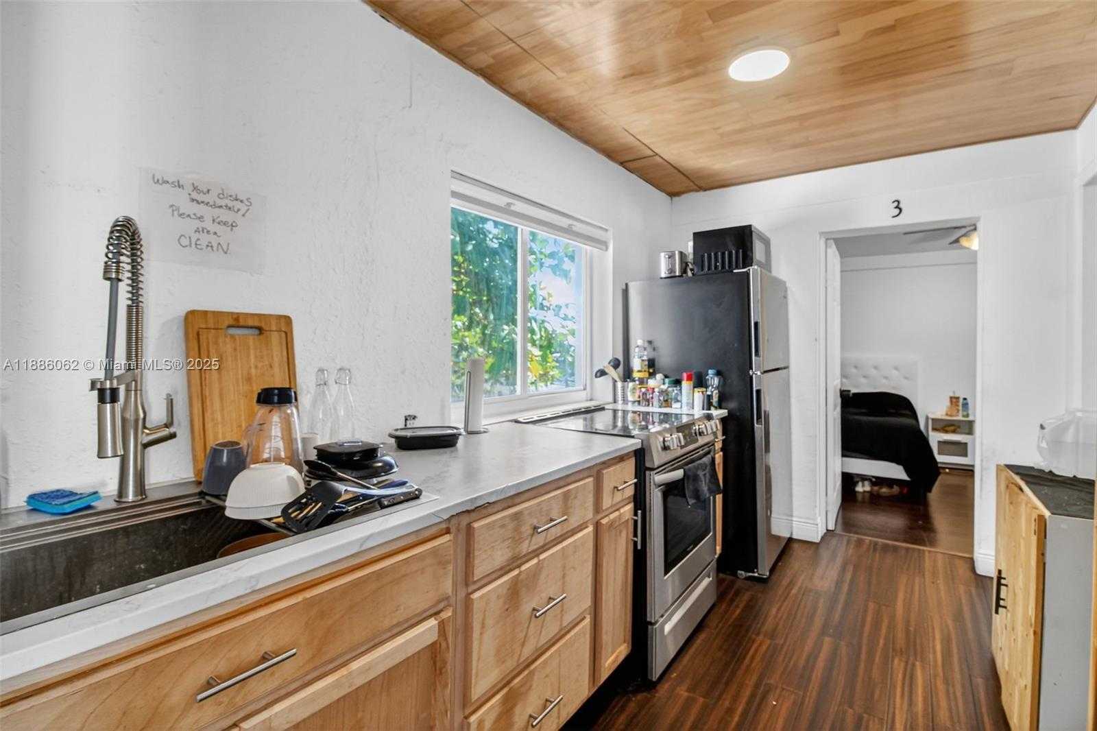 Small Image of 1680 NORTH WEST 22ND CT #3, Miami Number 37