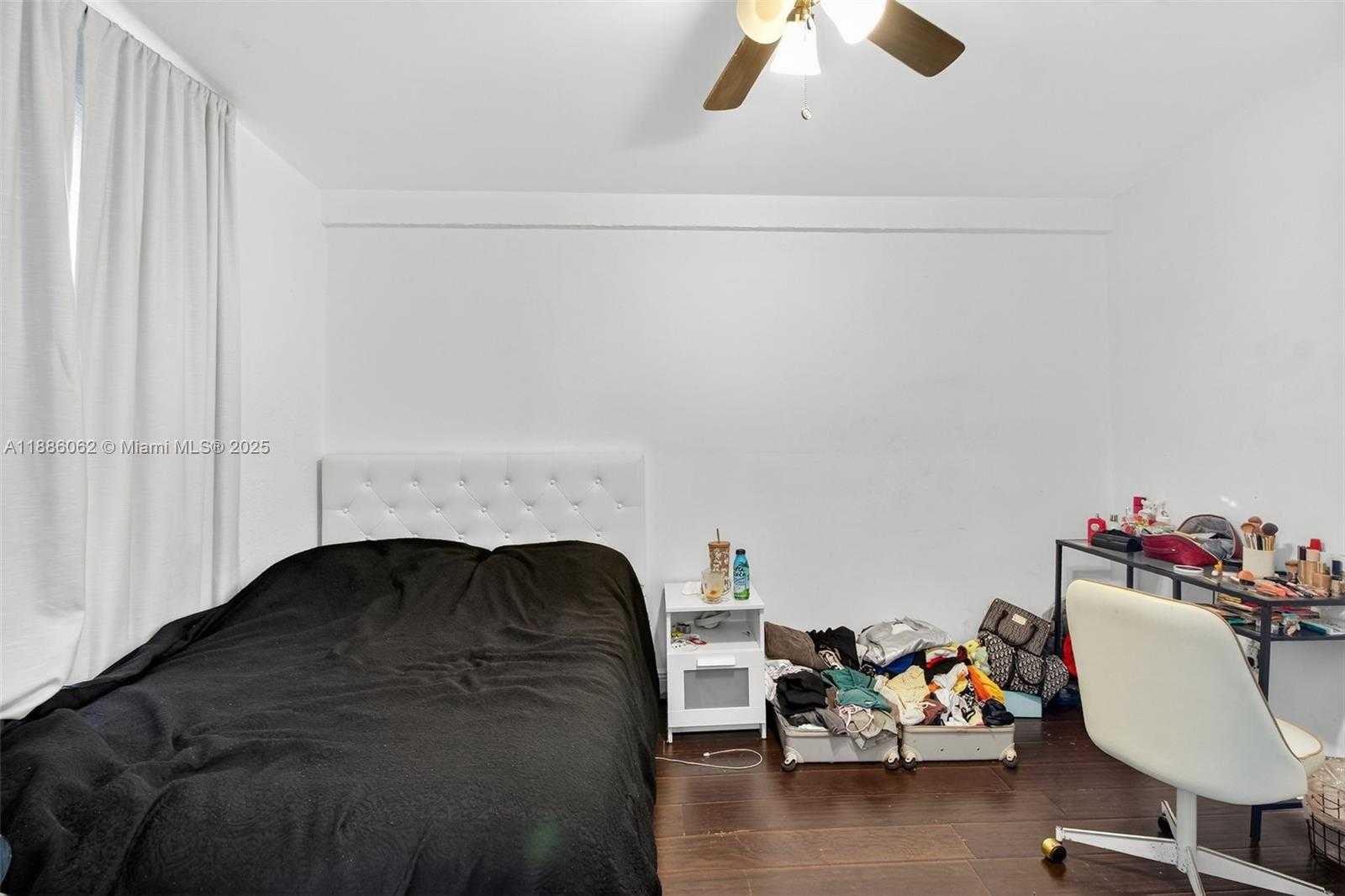 Small Image of 1680 NORTH WEST 22ND CT #3, Miami Number 39