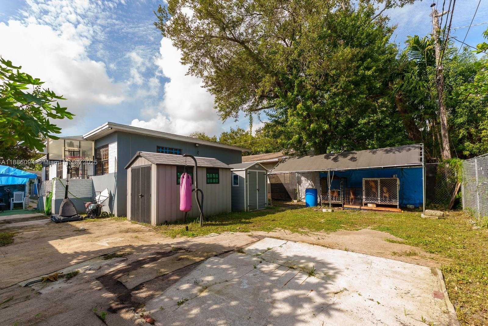 Small Image of 1737 NORTH WEST 47TH TER #2, Miami Number 18