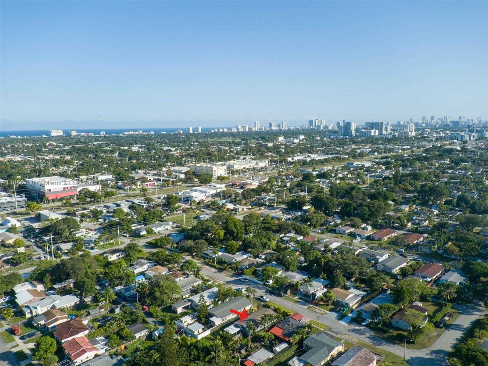 Small Image of 2235 COOLIDGE ST #2, Hollywood Number 39