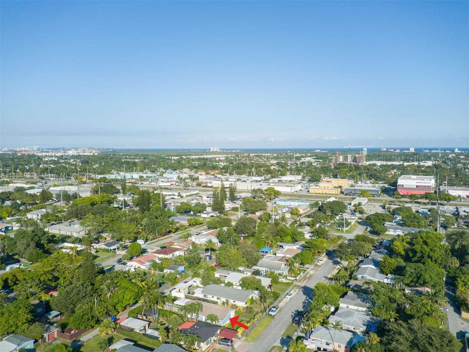 Small Image of 2235 COOLIDGE ST #2, Hollywood Number 40