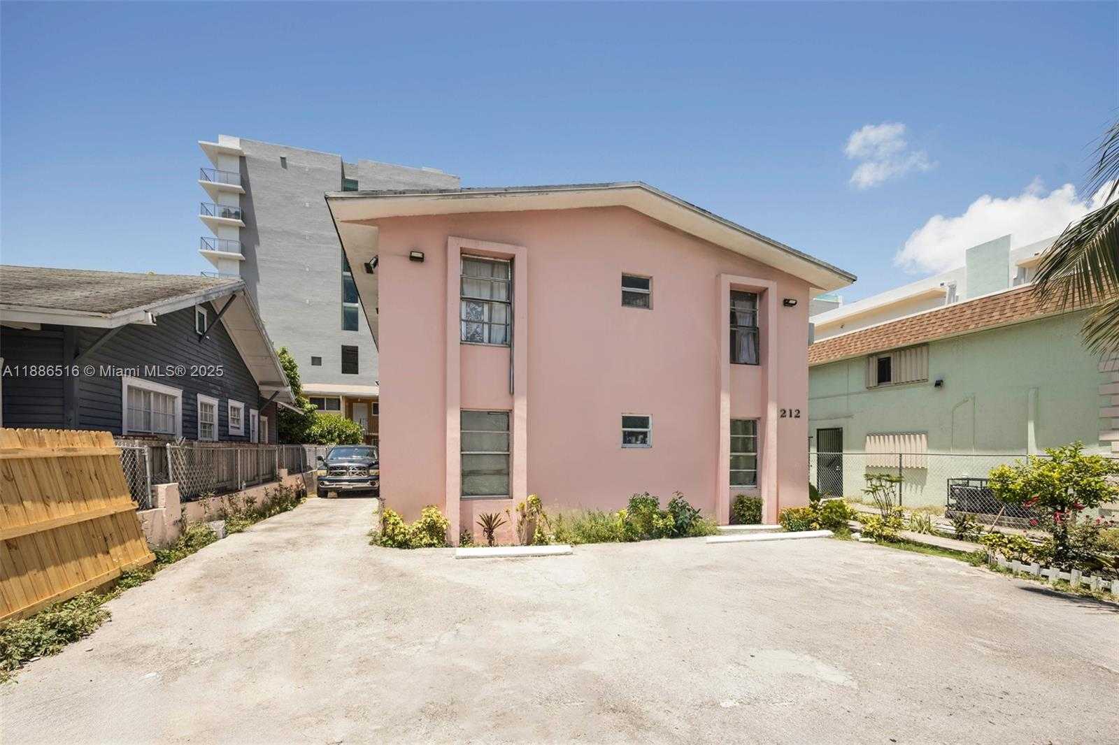 Small Image of 212 NORTH WEST 7TH AVE #4, Miami Number 3