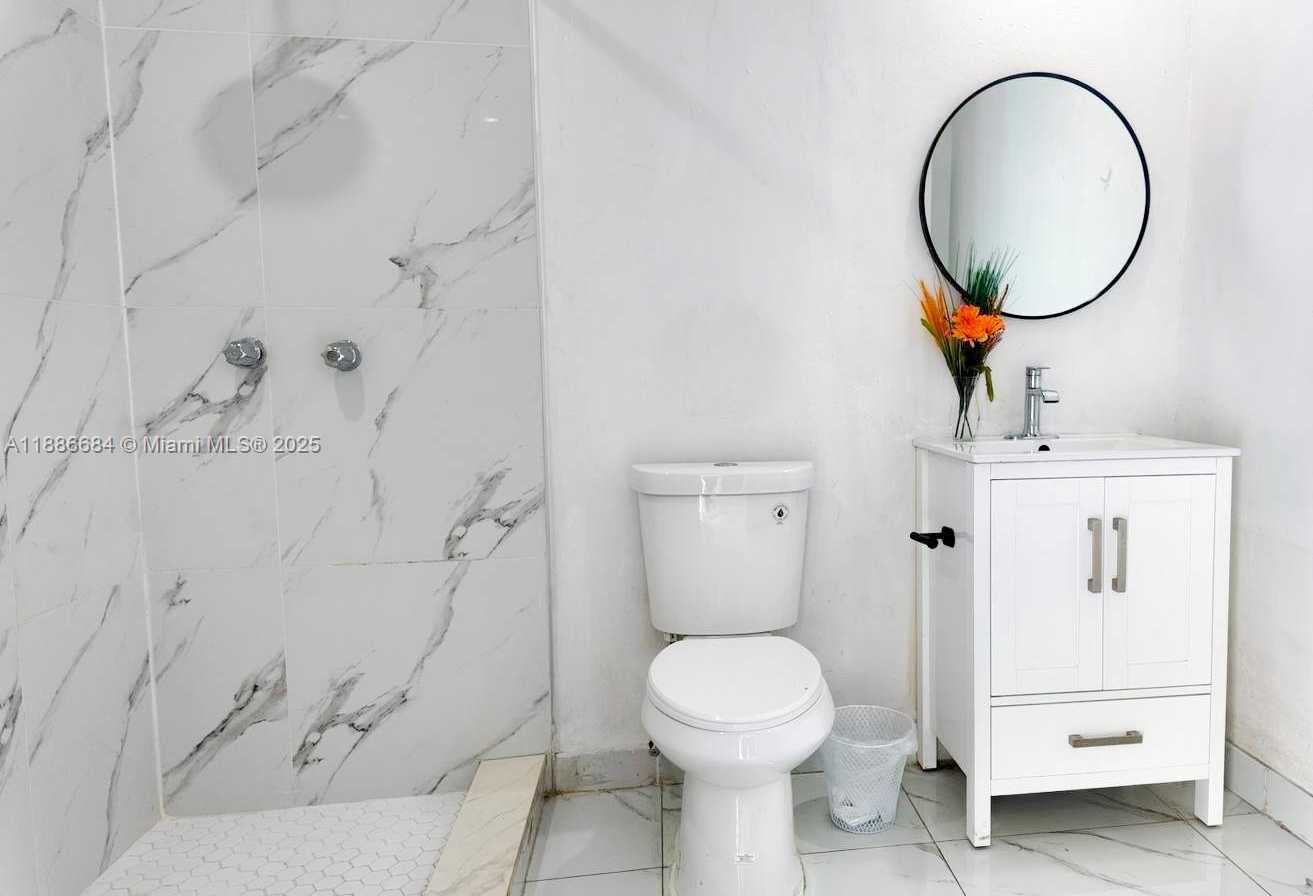 Small Image of 2367 NORTH WEST 82ND ST, Miami Number 3