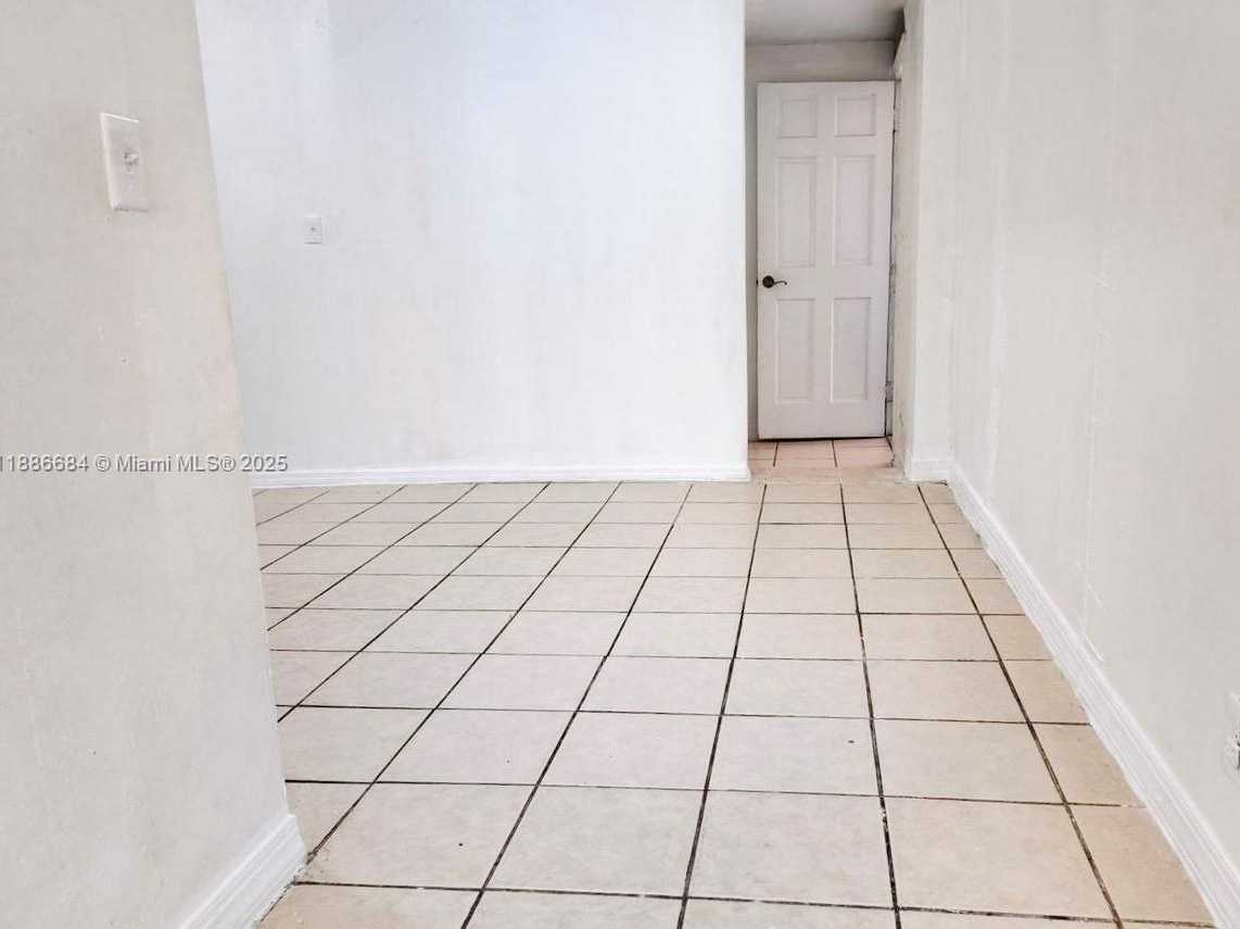 Small Image of 2367 NORTH WEST 82ND ST, Miami Number 4