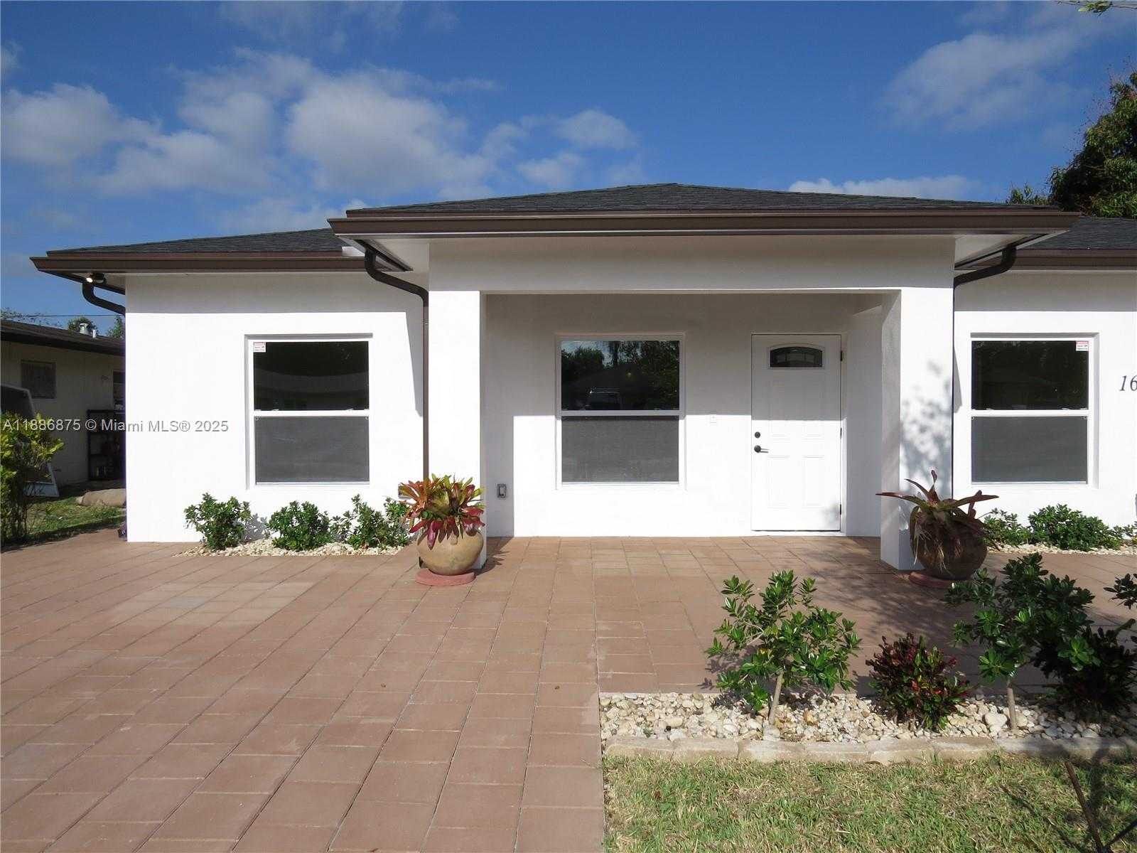 Small Image of 1671 SOUTH WEST 44TH TER #2, Fort Lauderdale Number 23