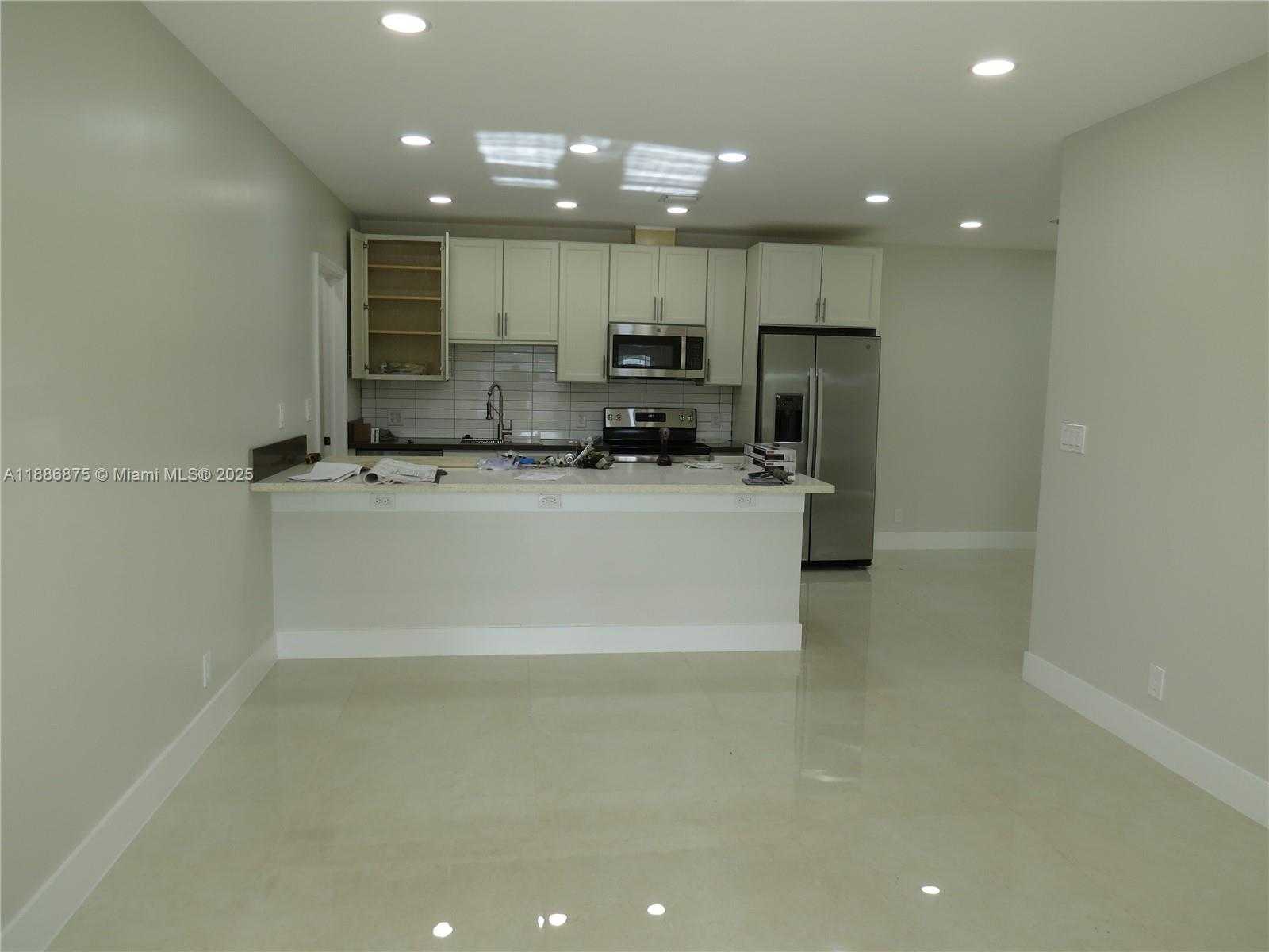 Small Image of 1671 SOUTH WEST 44TH TER #2, Fort Lauderdale Number 28