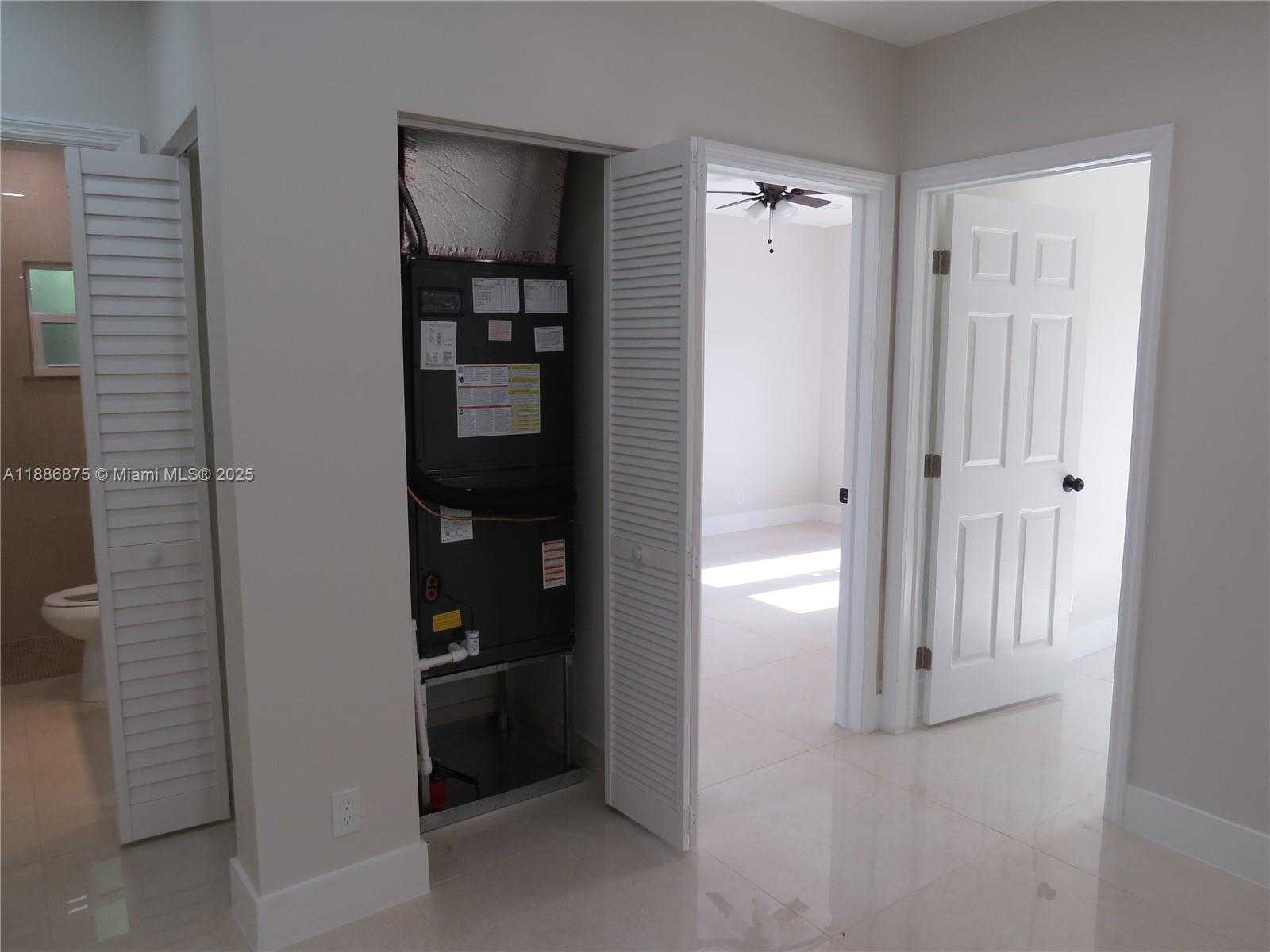 Small Image of 1671 SOUTH WEST 44TH TER #2, Fort Lauderdale Number 33