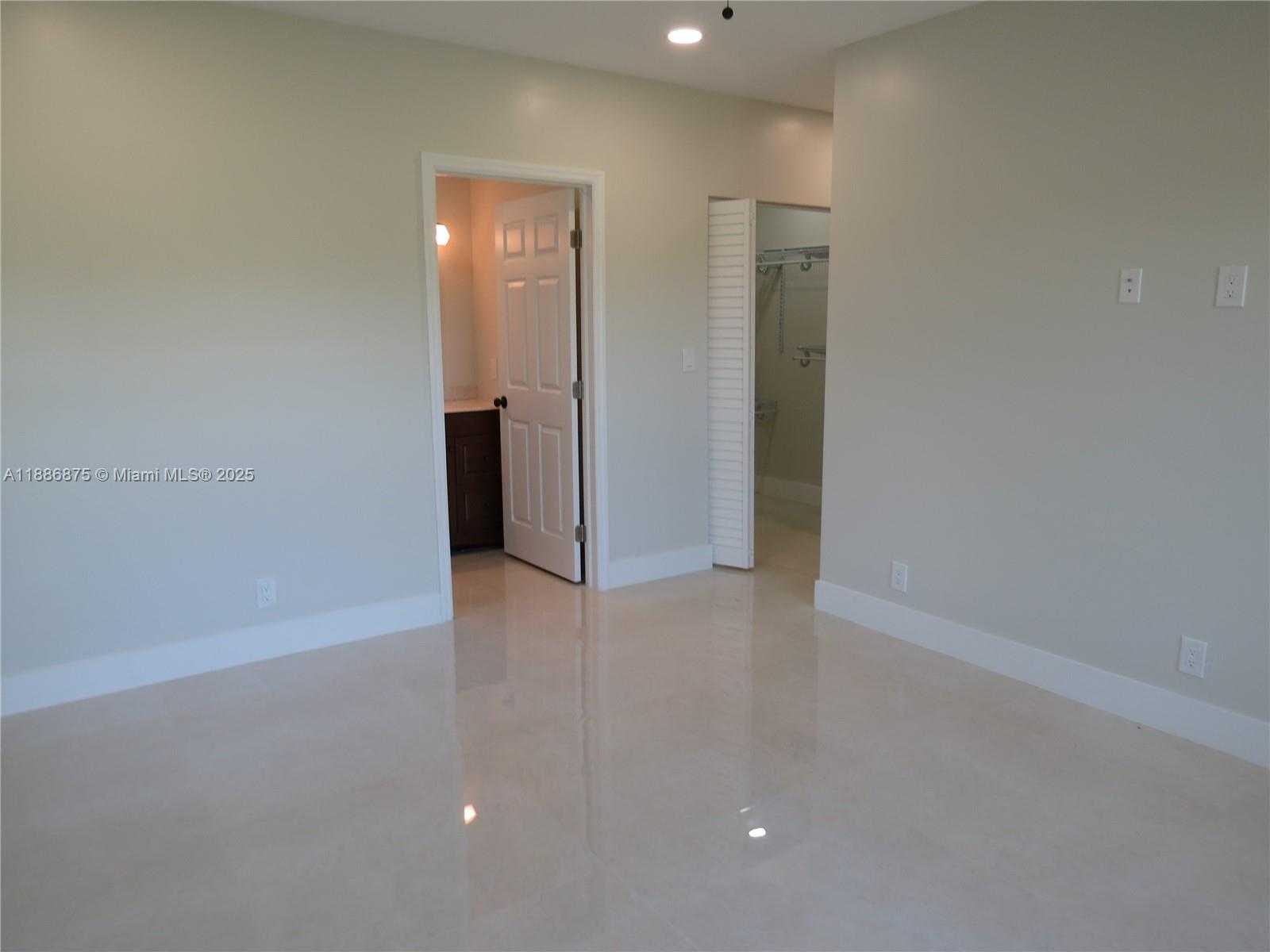 Small Image of 1671 SOUTH WEST 44TH TER #2, Fort Lauderdale Number 39