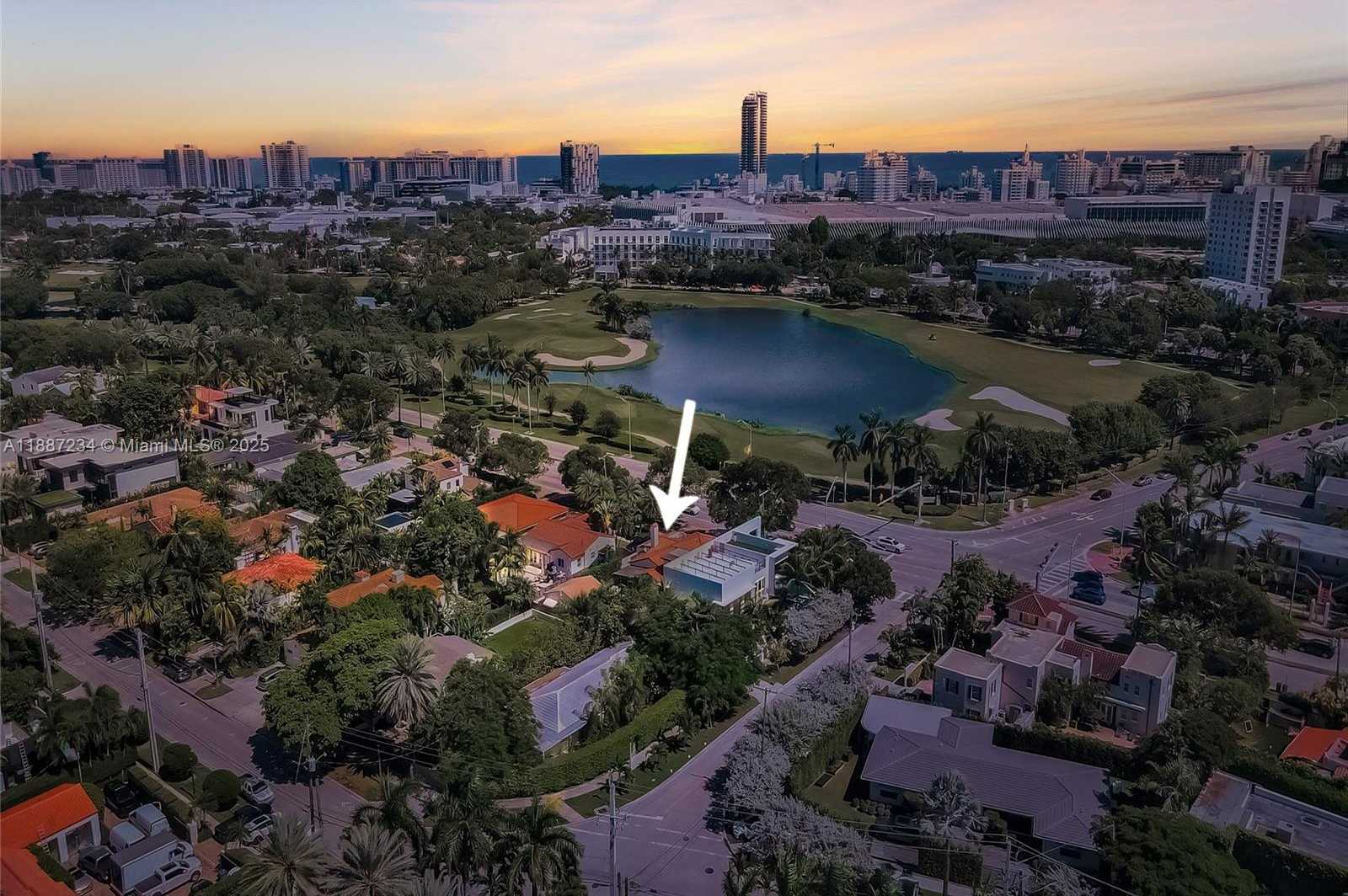 Small Image of 2024 ALTON RD, Miami Beach Number 2