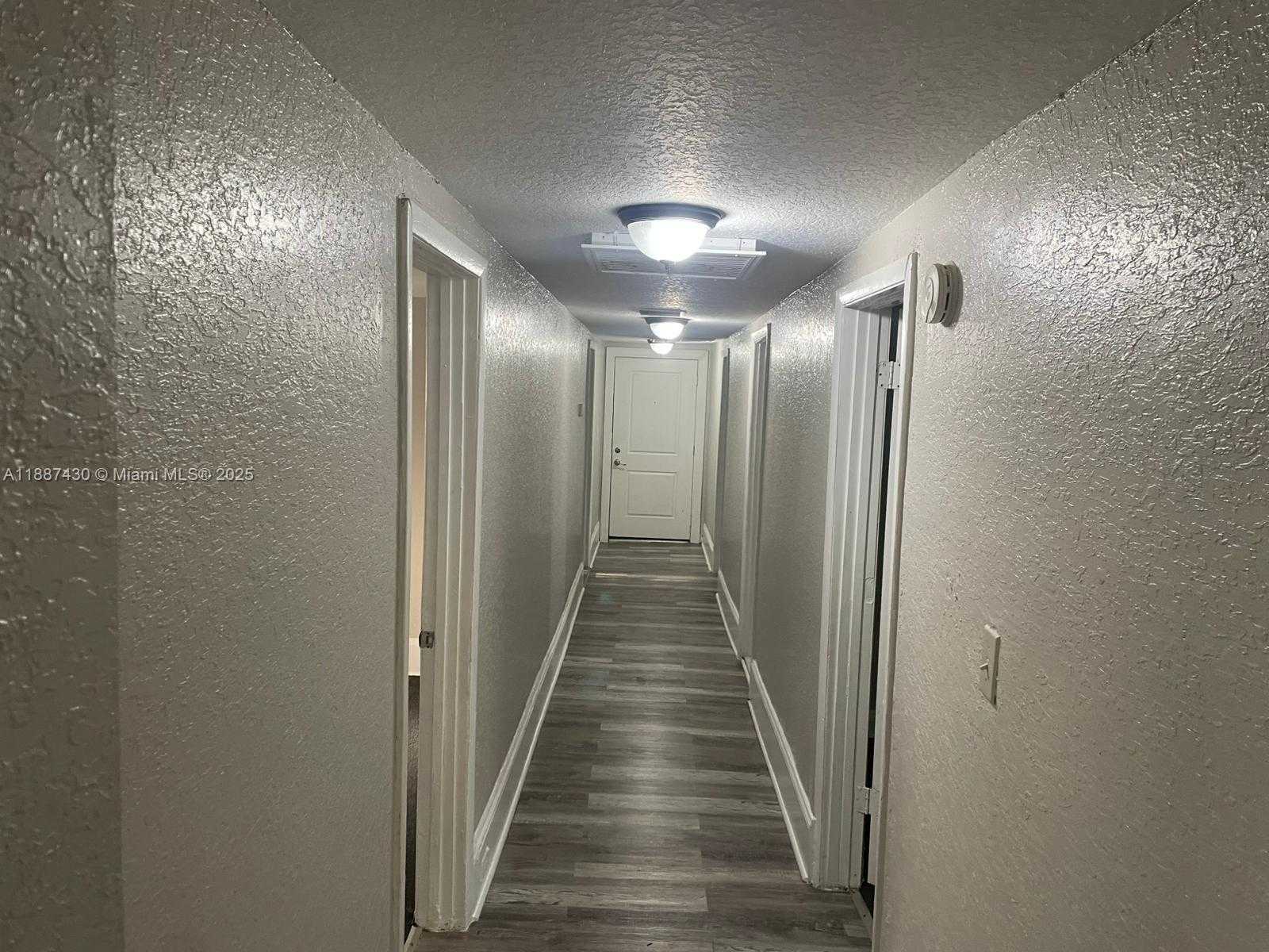 Small Image of 1129 GROTHE ST #2, Jacksonville Number 3