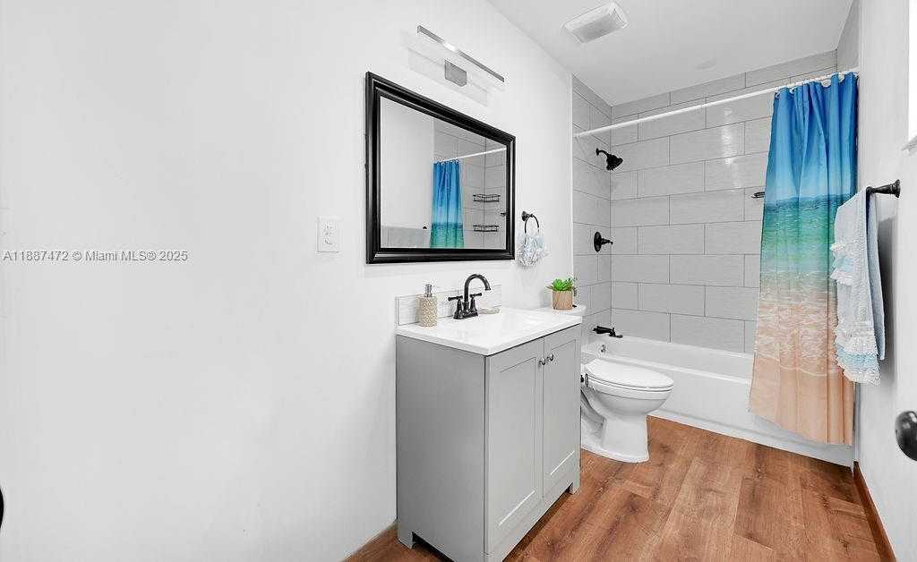 Small Image of 12400 NORTH EAST 11TH CT, North Miami Number 24