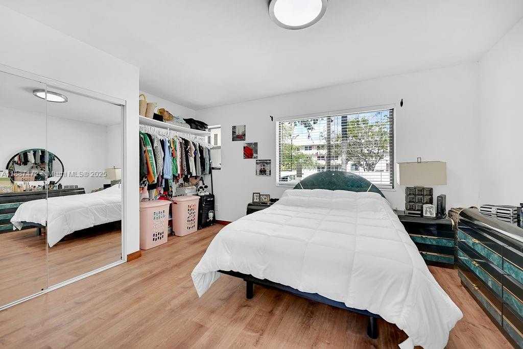 Small Image of 12400 NORTH EAST 11TH CT, North Miami Number 26