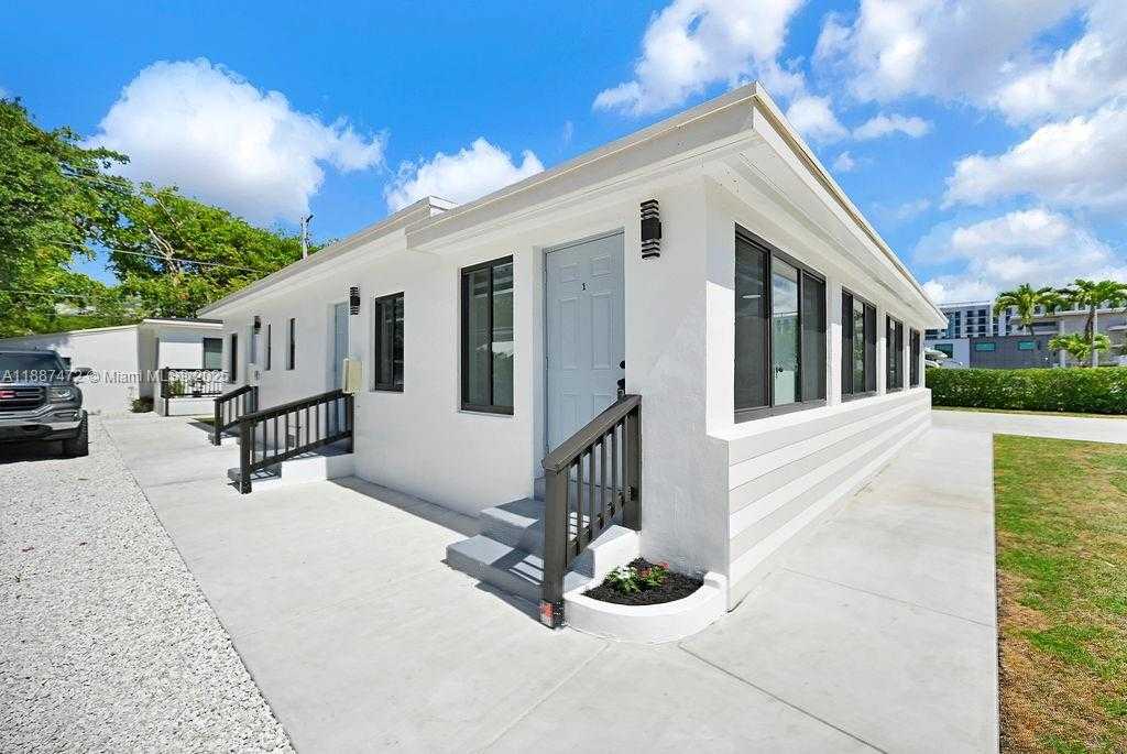 Small Image of 12400 NORTH EAST 11TH CT, North Miami Number 45