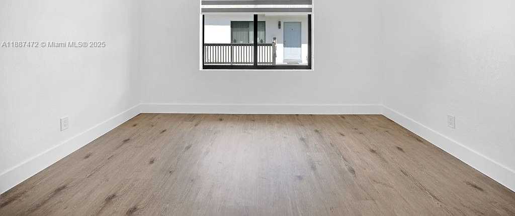 Small Image of 12400 NORTH EAST 11TH CT, North Miami Number 54