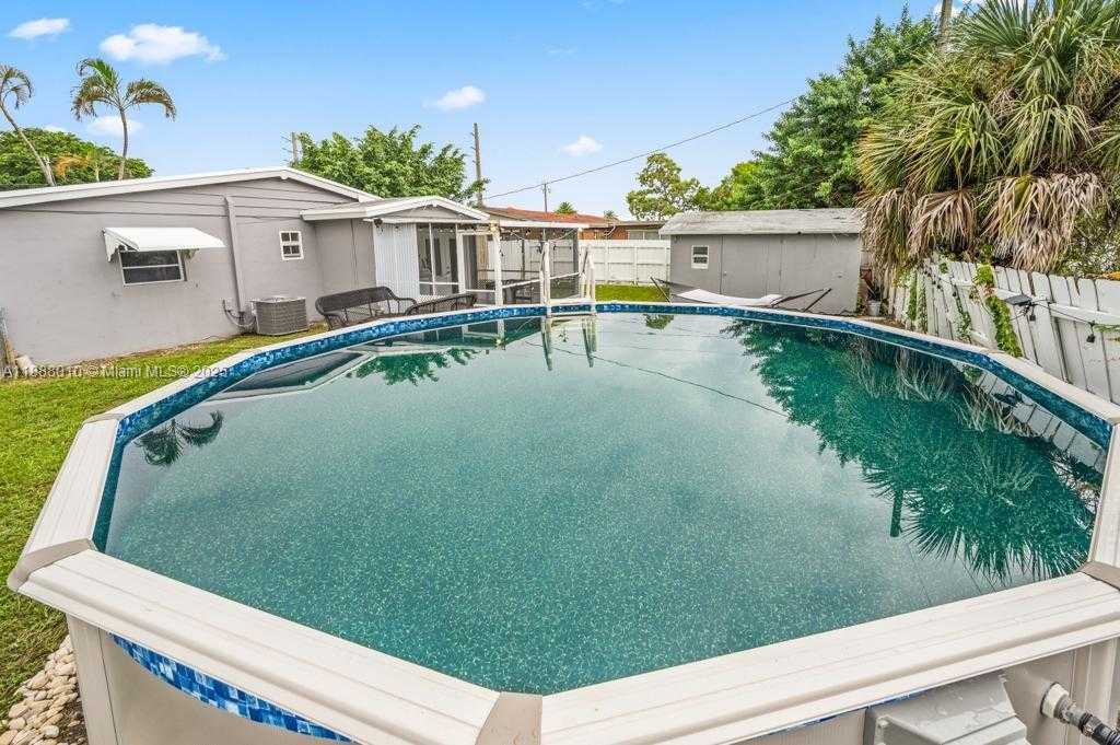 Small Image of 4824 SOUTH WEST 45TH AVE, Dania Beach Number 22