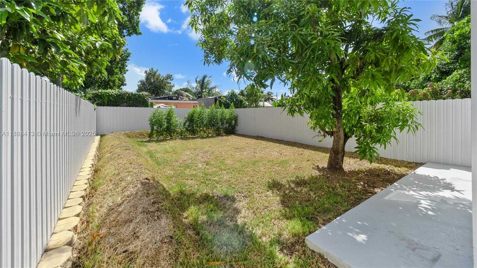 Small Image of 2936 NORTH WEST 27TH ST #2, Miami Number 24