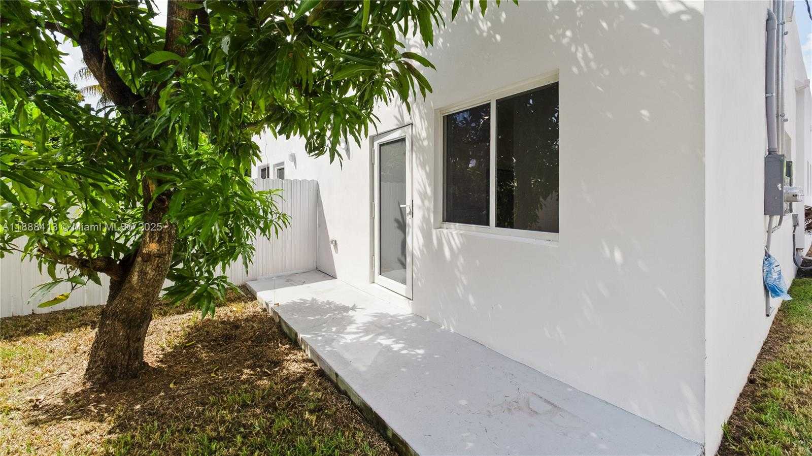 Small Image of 2936 NORTH WEST 27TH ST #2, Miami Number 28