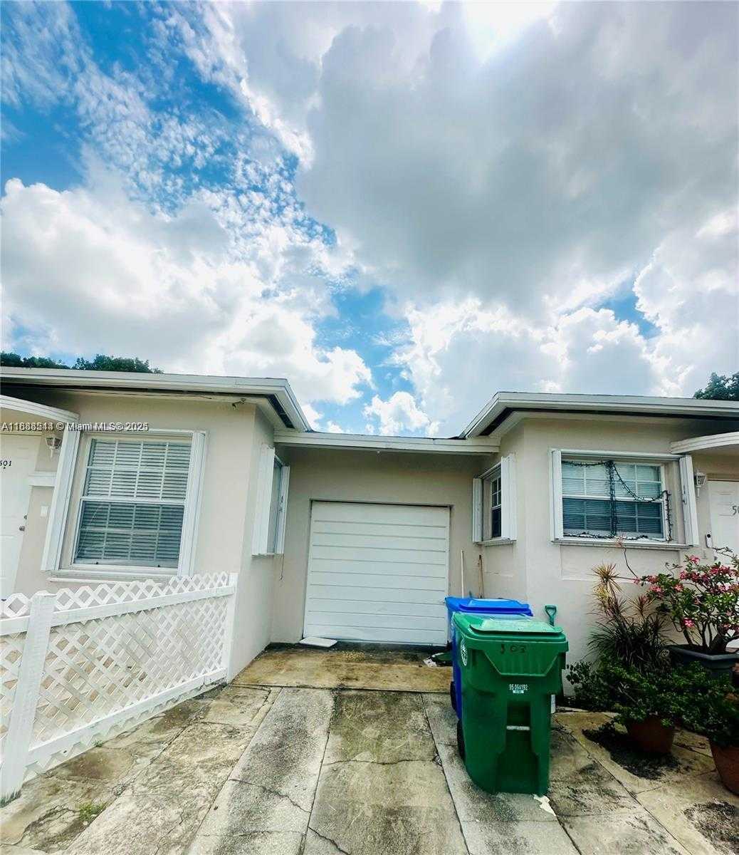 Small Image of 503 SOUTH WEST 29TH CT #2, Miami Number 22
