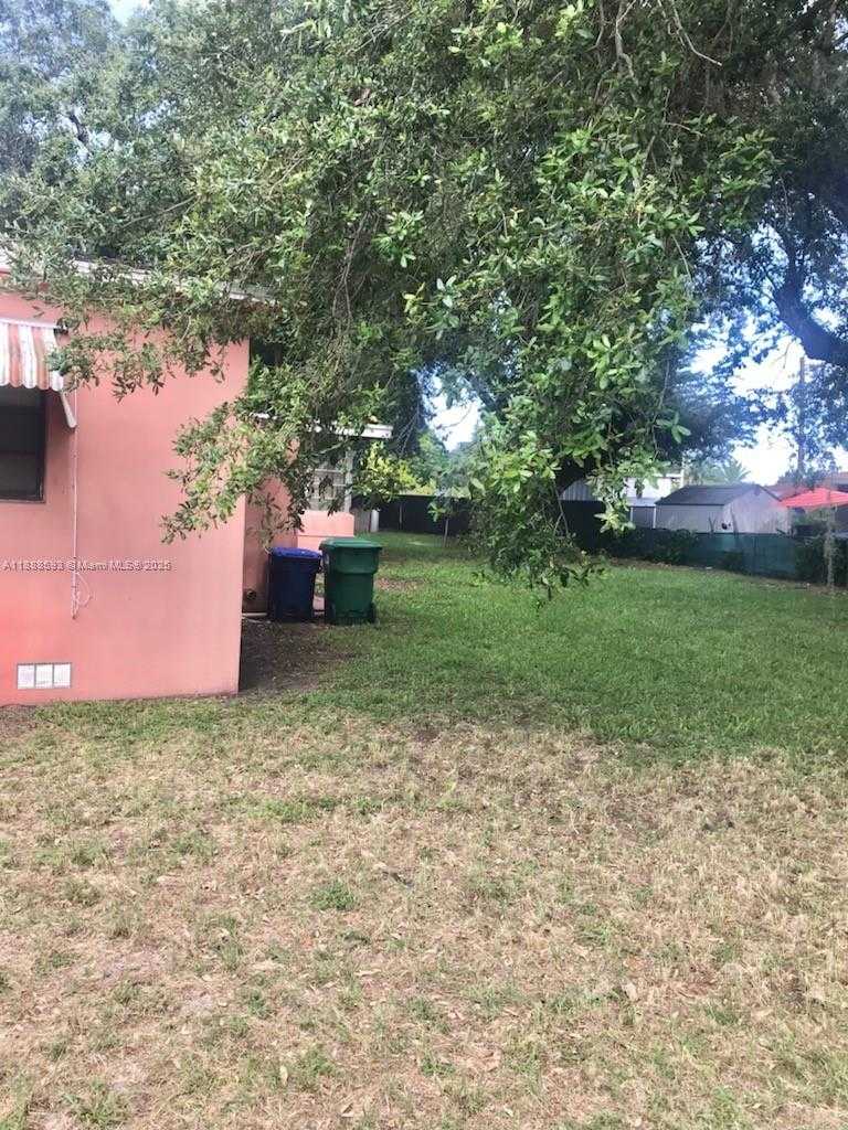 Small Image of Miami Number 2