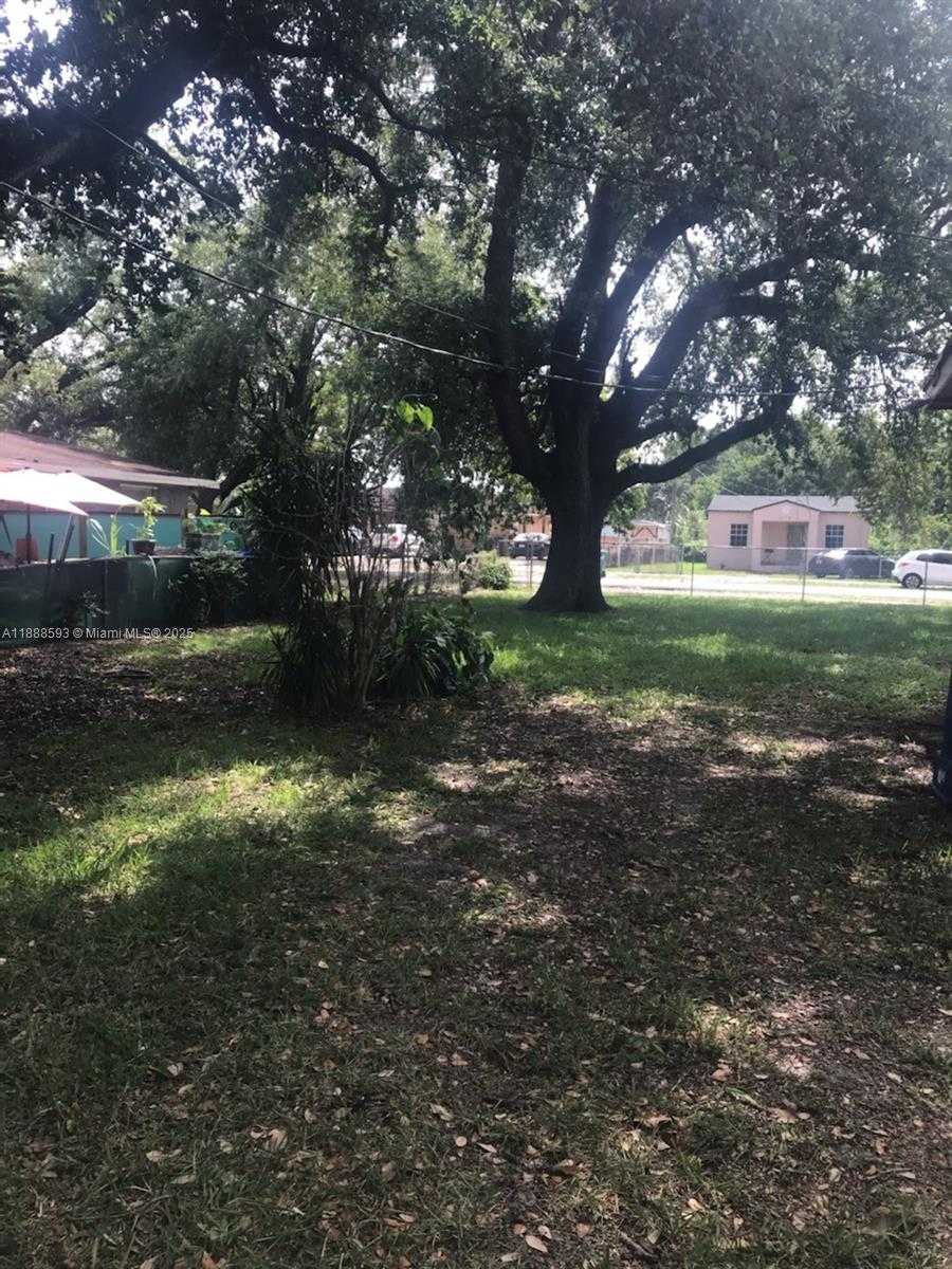 Small Image of Miami Number 6