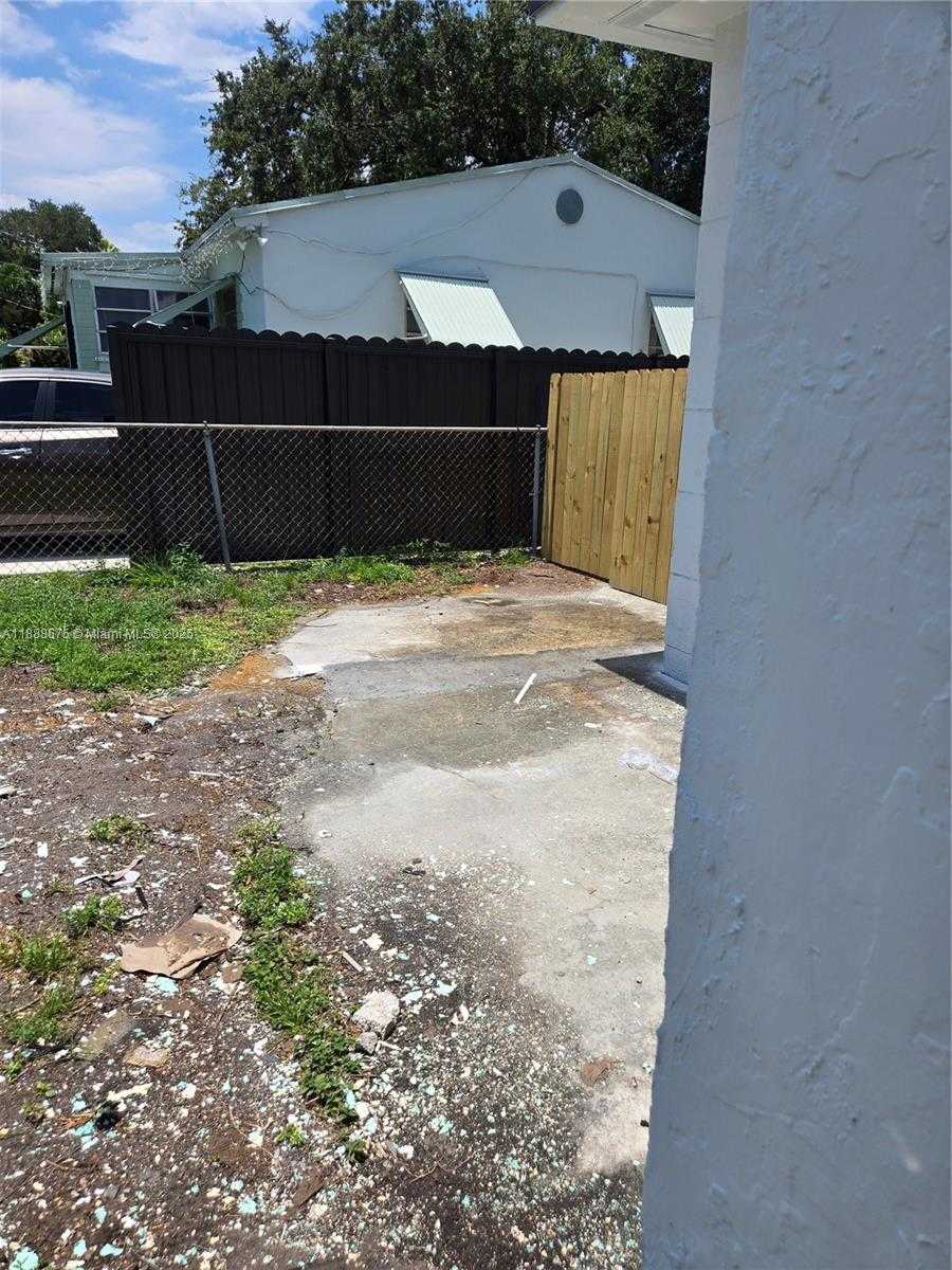 Small Image of 8200 NORTH WEST 23RD AVE, Miami Number 4
