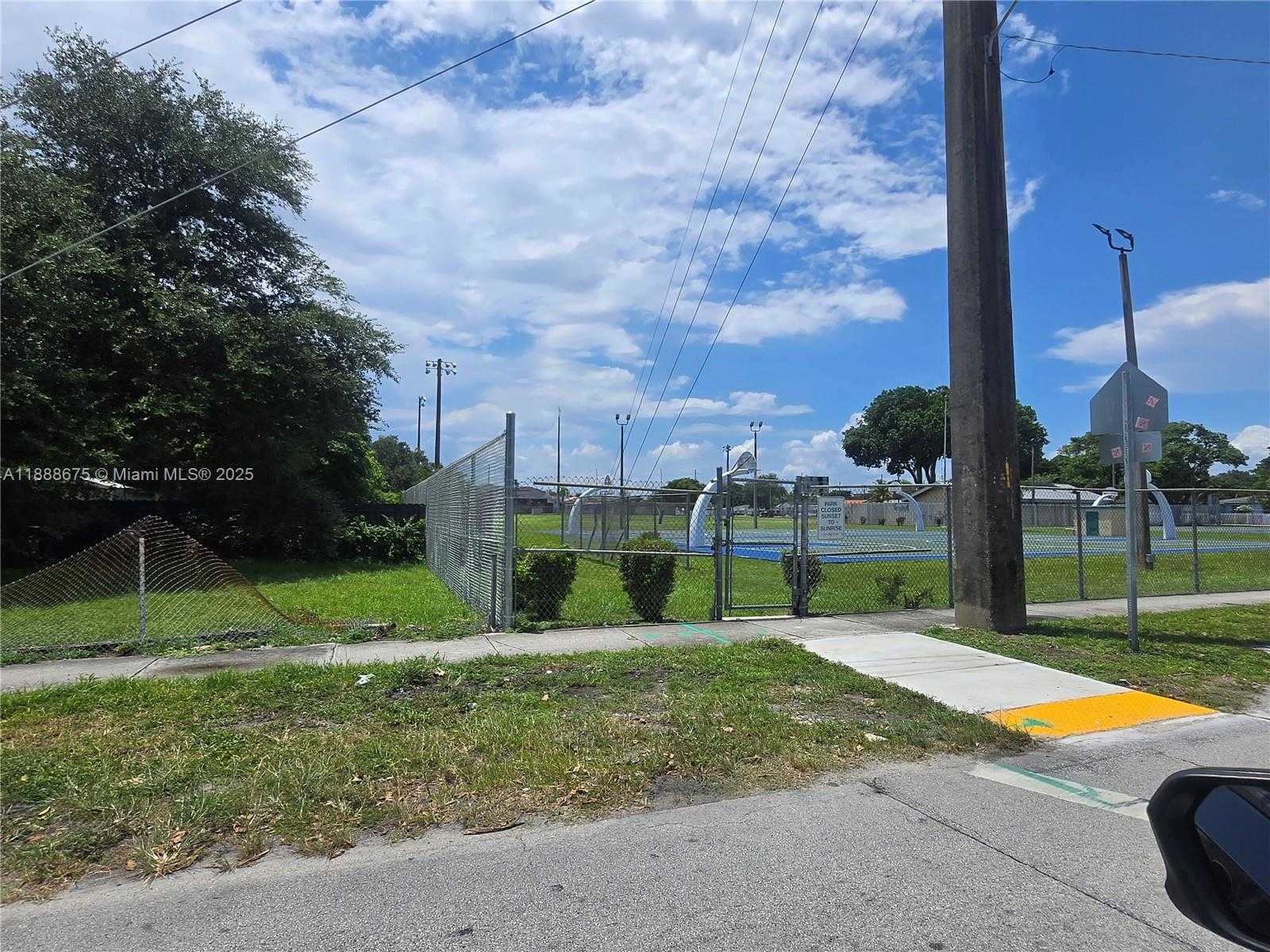Small Image of 8200 NORTH WEST 23RD AVE, Miami Number 5