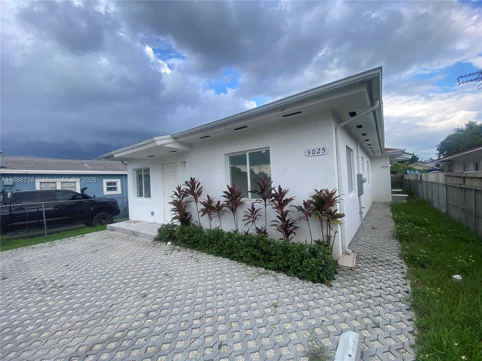 Small Image of 3025 NORTH WEST 23 AVE #2, Miami Number 4
