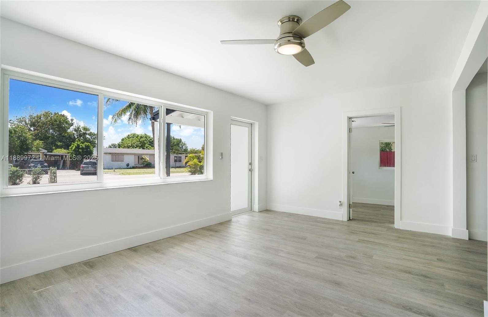 Small Image of 919 NORTH WEST 13TH ST #3, Fort Lauderdale Number 3